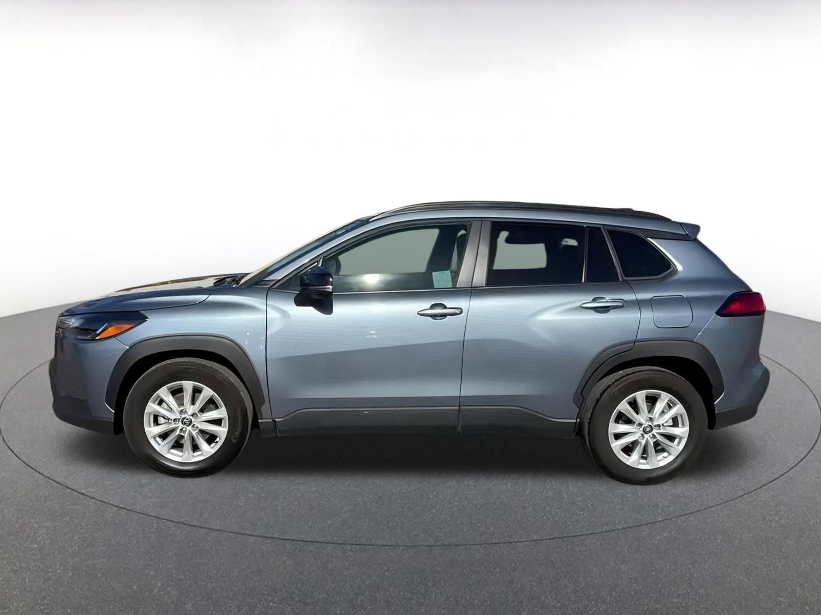 Thumbnail: 2025 Toyota Corolla Cross - 9