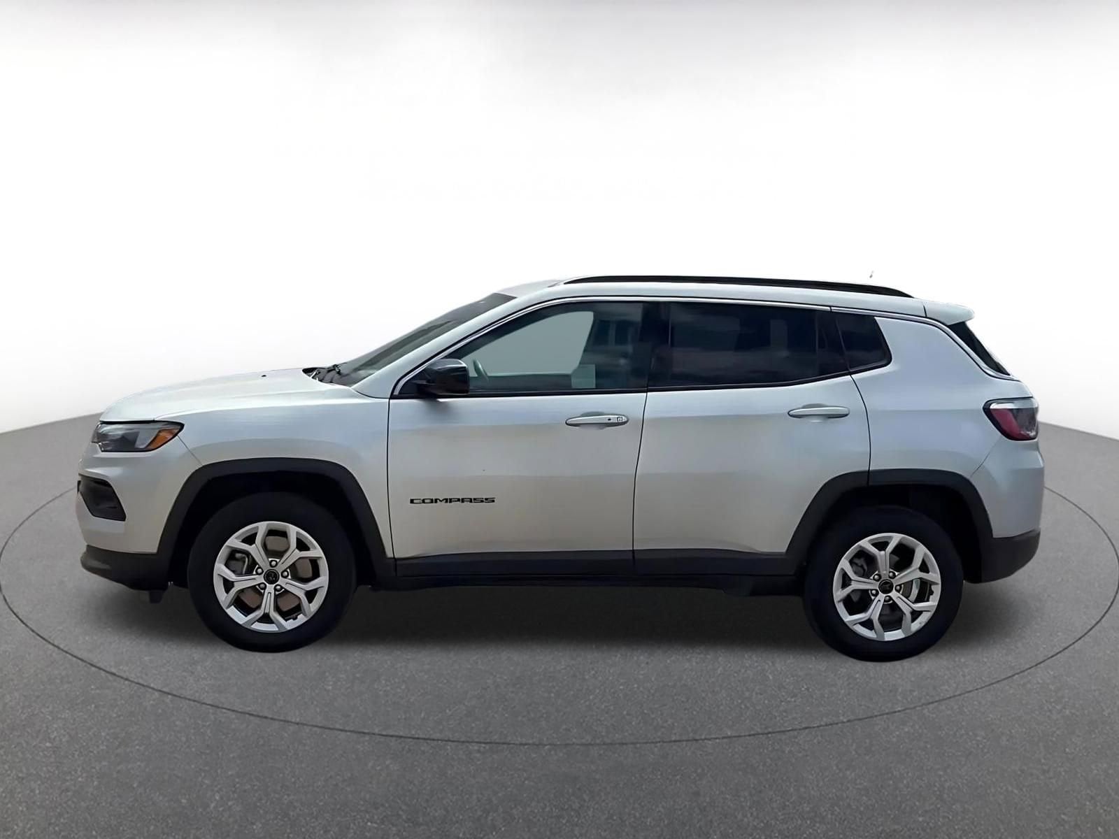 Thumbnail: 2025 Jeep Compass - 10