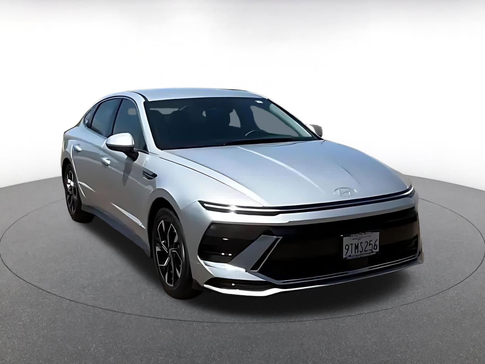 Thumbnail: 2025 Hyundai Sonata - 3