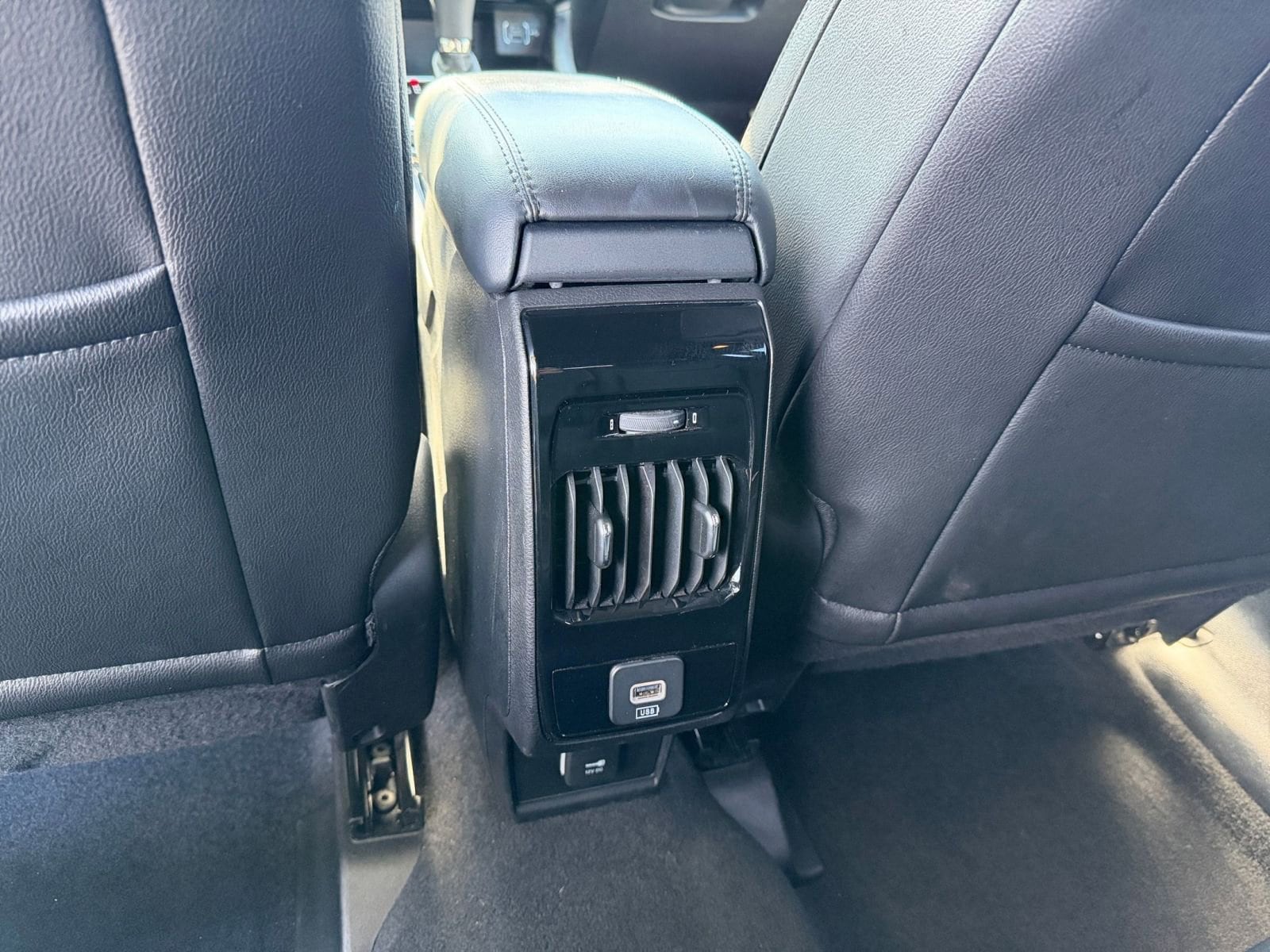 Thumbnail: 2025 Jeep Compass - 24