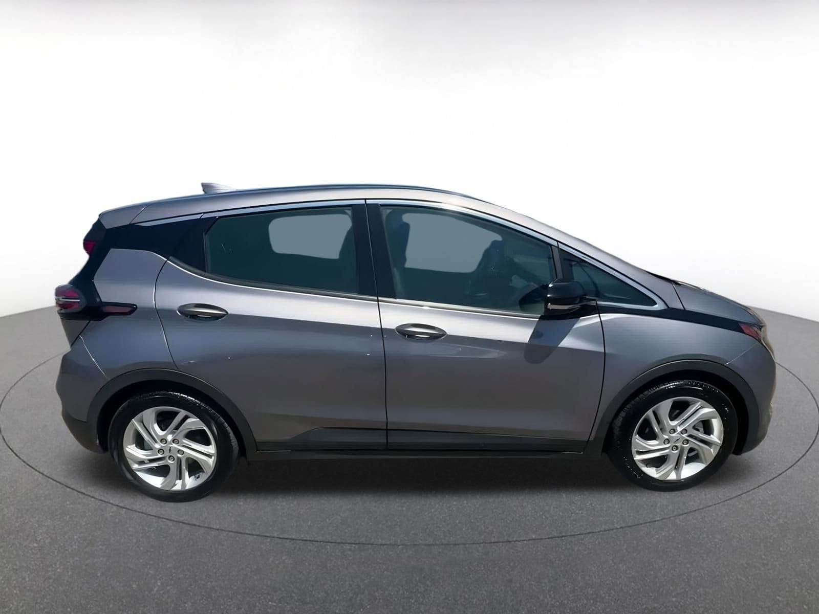 Thumbnail: 2023 Chevrolet Bolt EV - 16