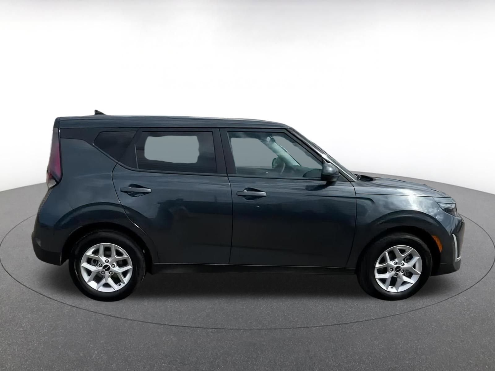 Thumbnail: 2025 Kia Soul - 16