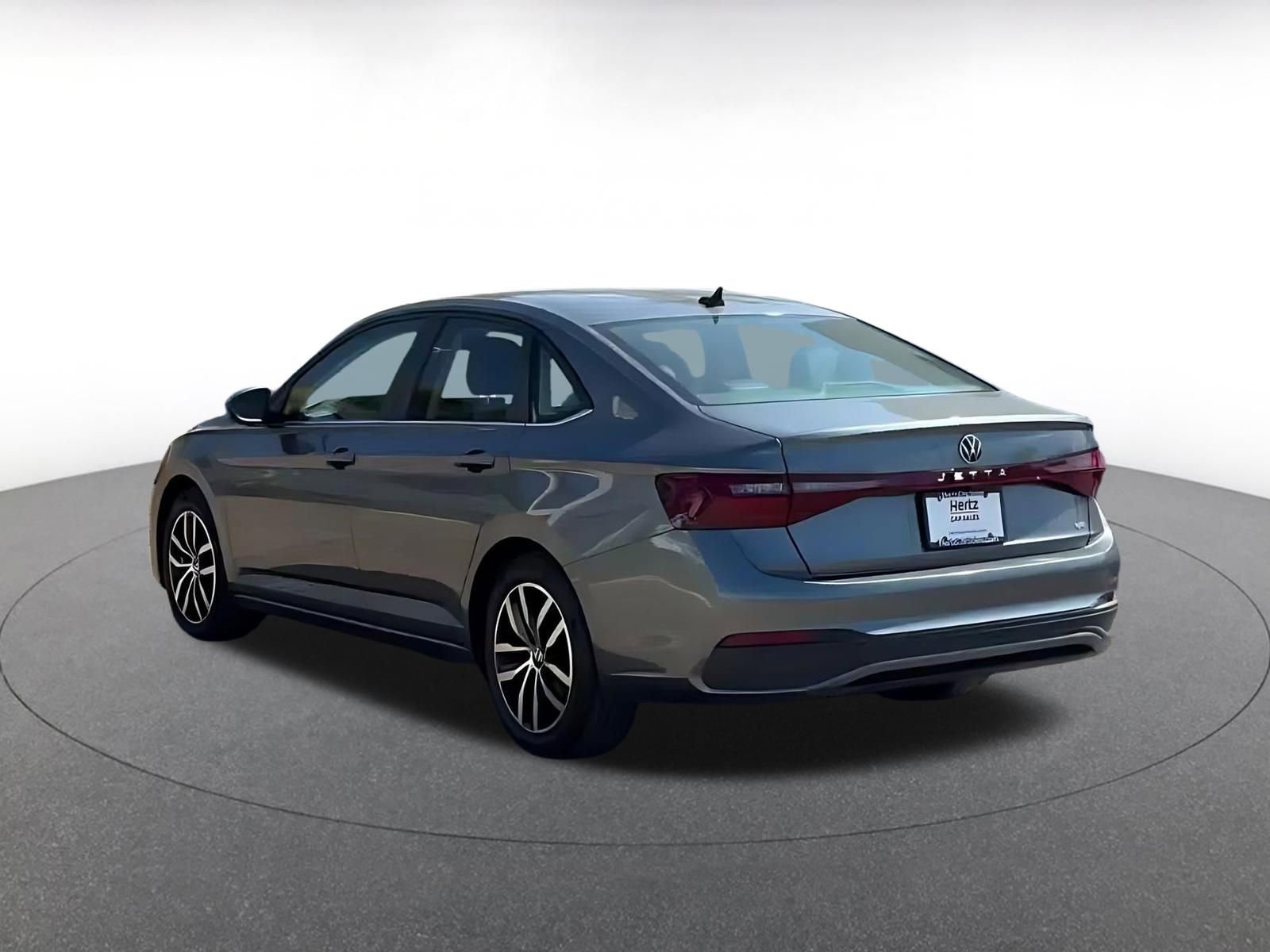 Thumbnail: 2025 Volkswagen Jetta - 10