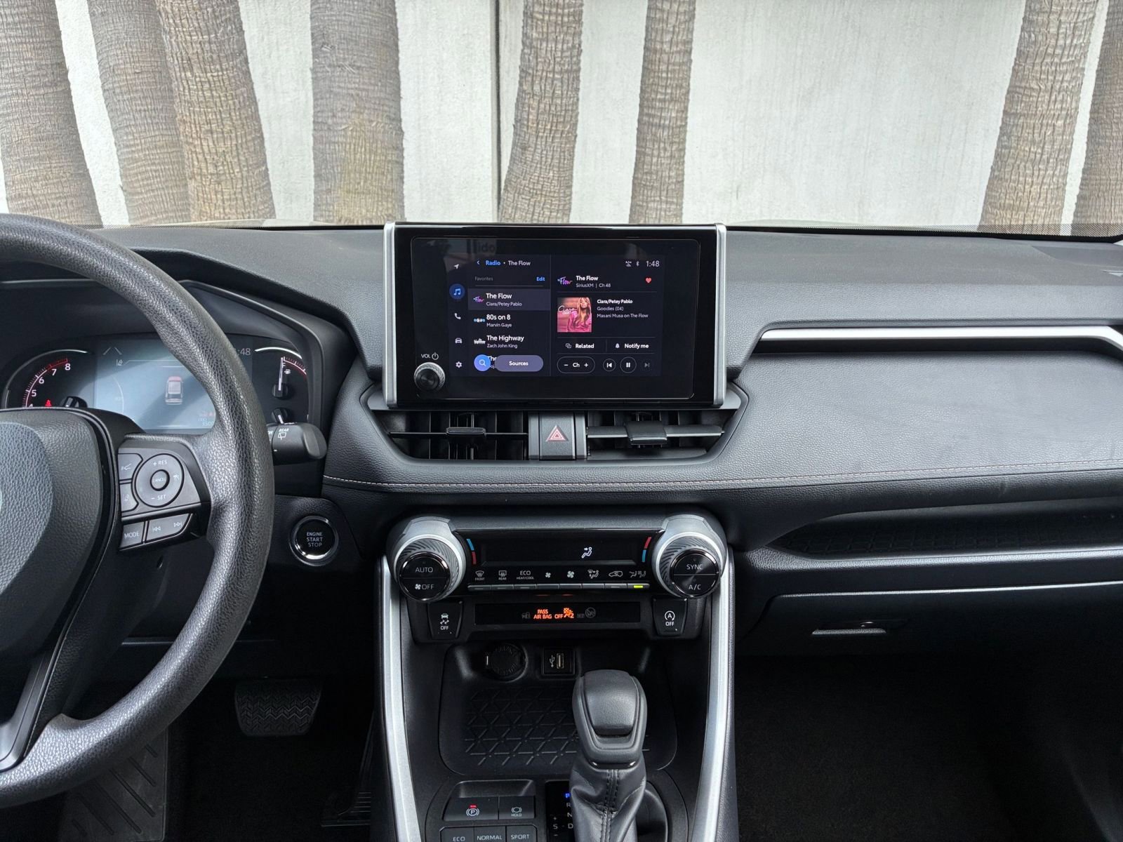 Thumbnail: 2025 Toyota RAV4 - 17