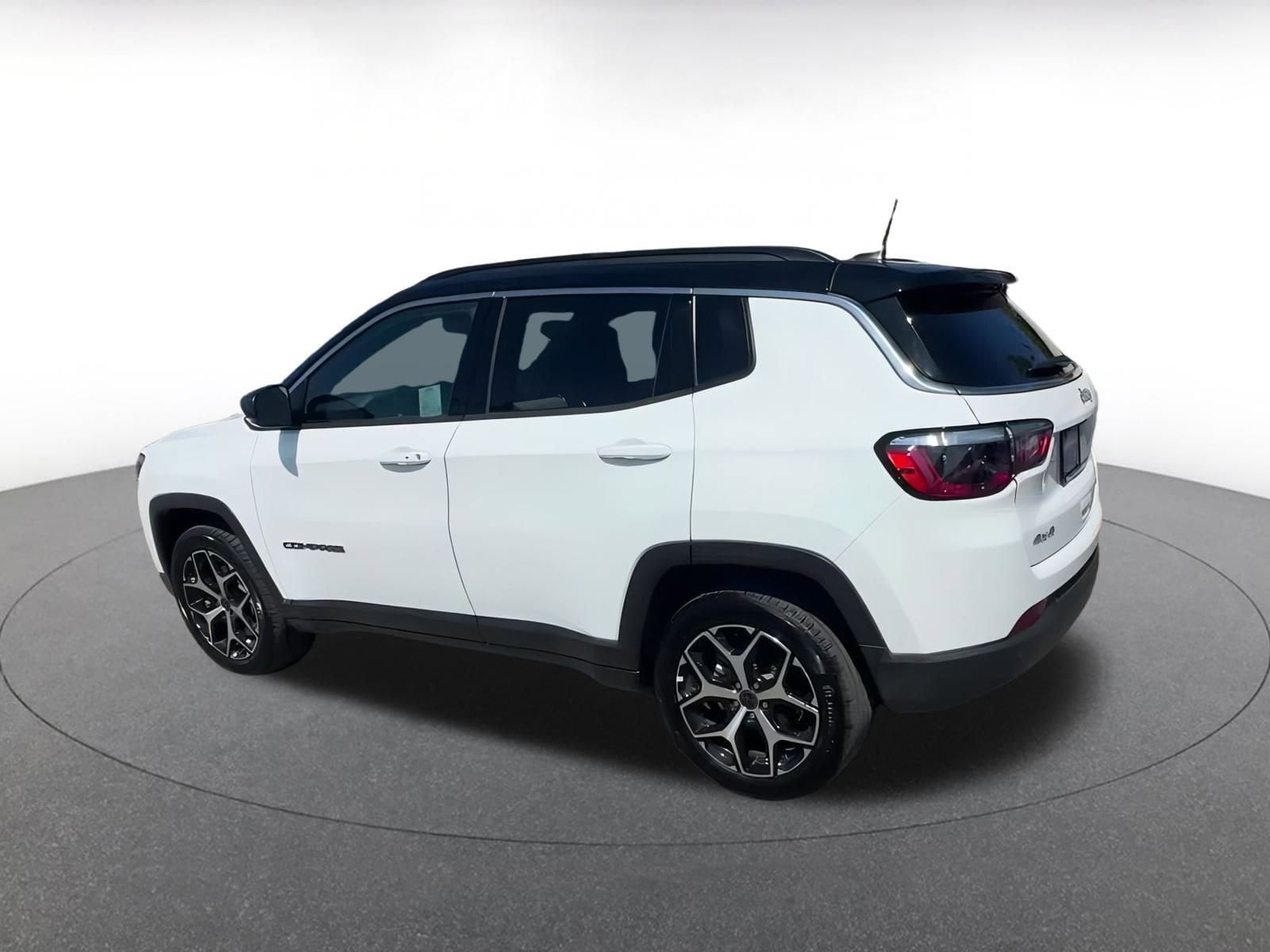 Thumbnail: 2025 Jeep Compass - 10