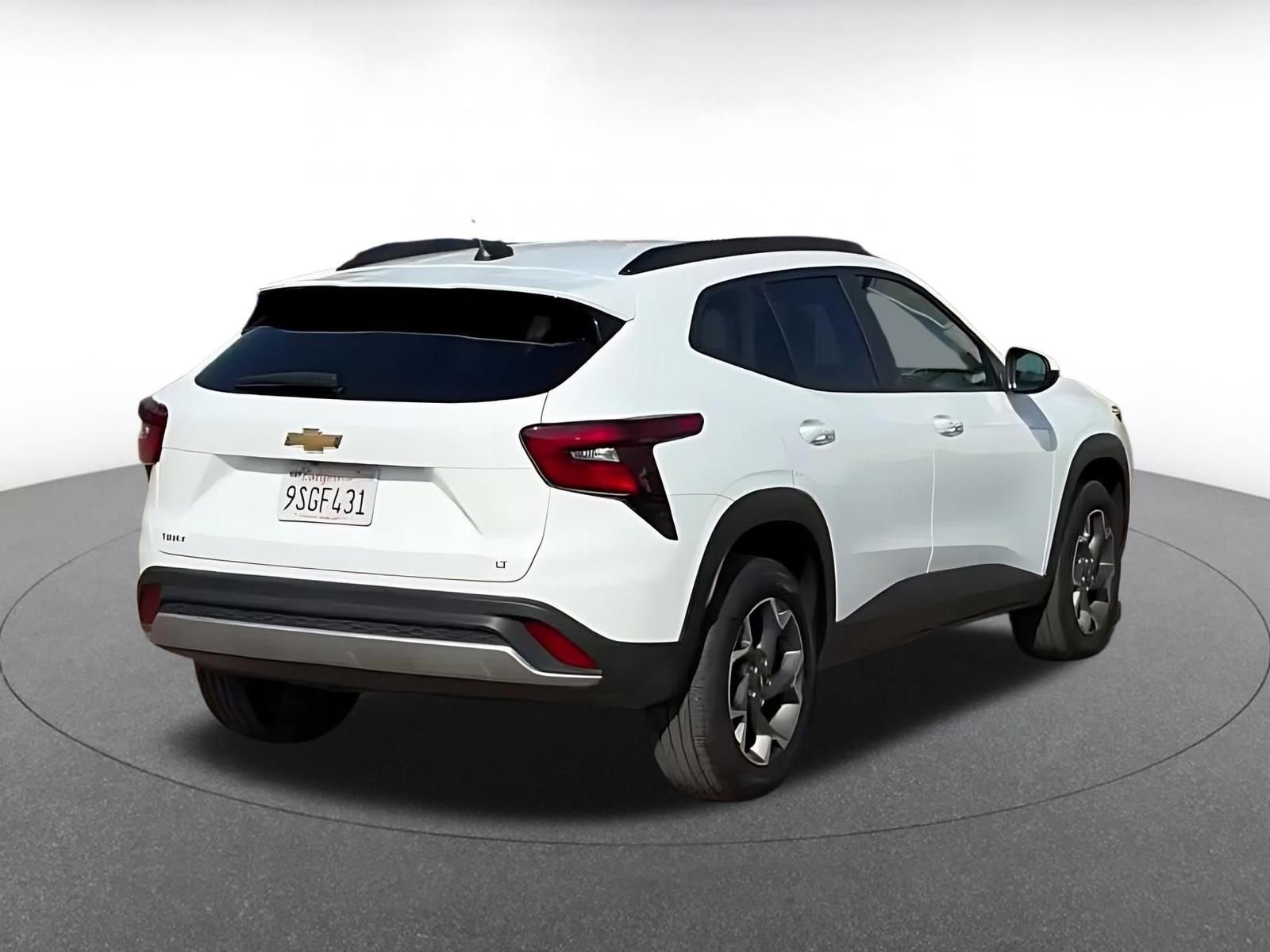 Thumbnail: 2025 Chevrolet Trax - 12