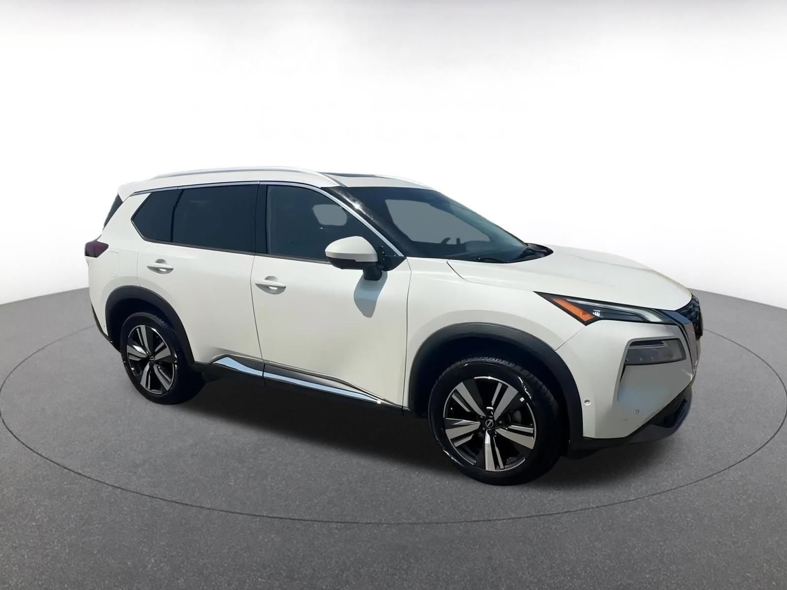 Thumbnail: 2023 Nissan Rogue - 2