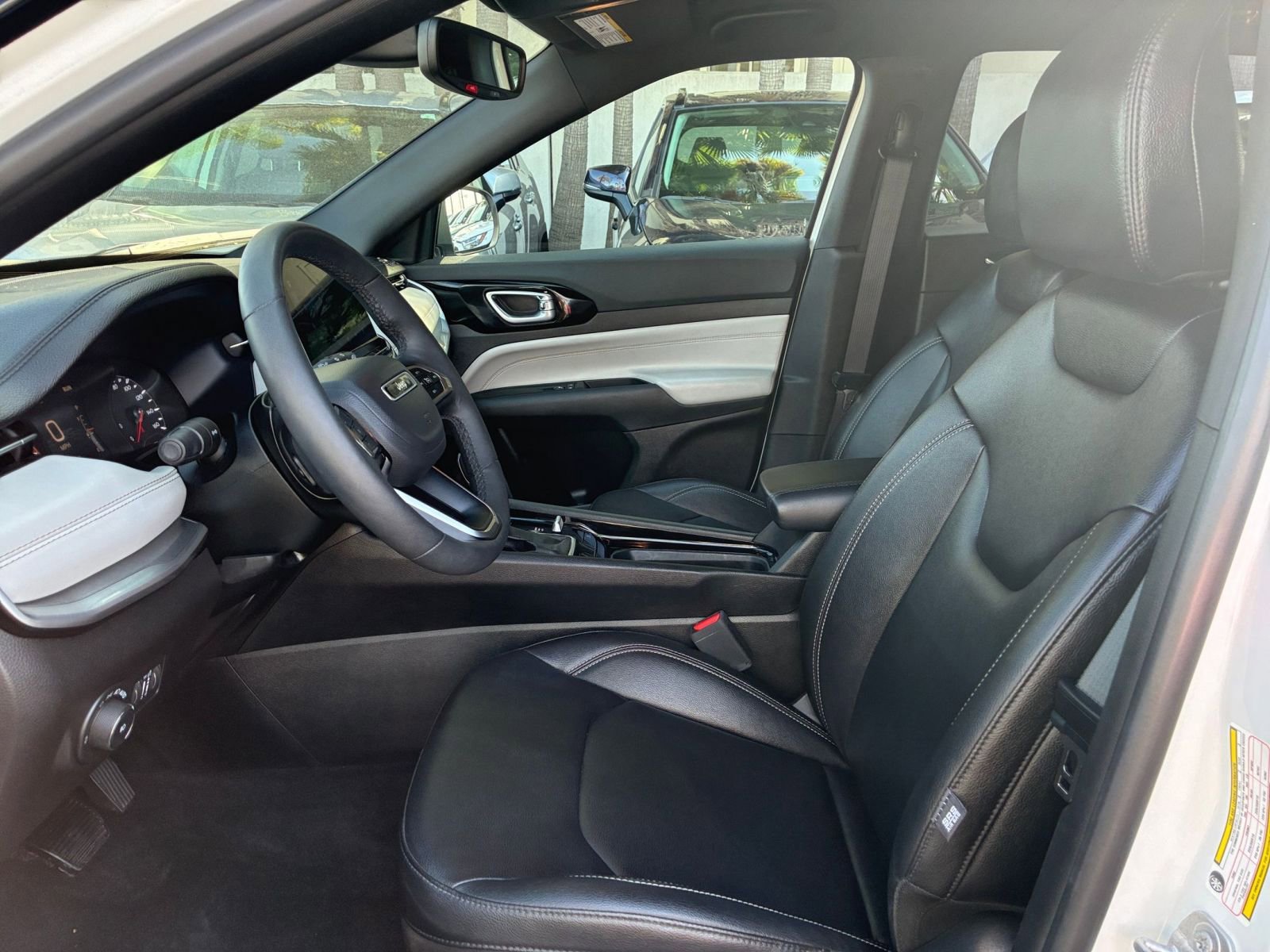 Thumbnail: 2025 Jeep Compass - 28