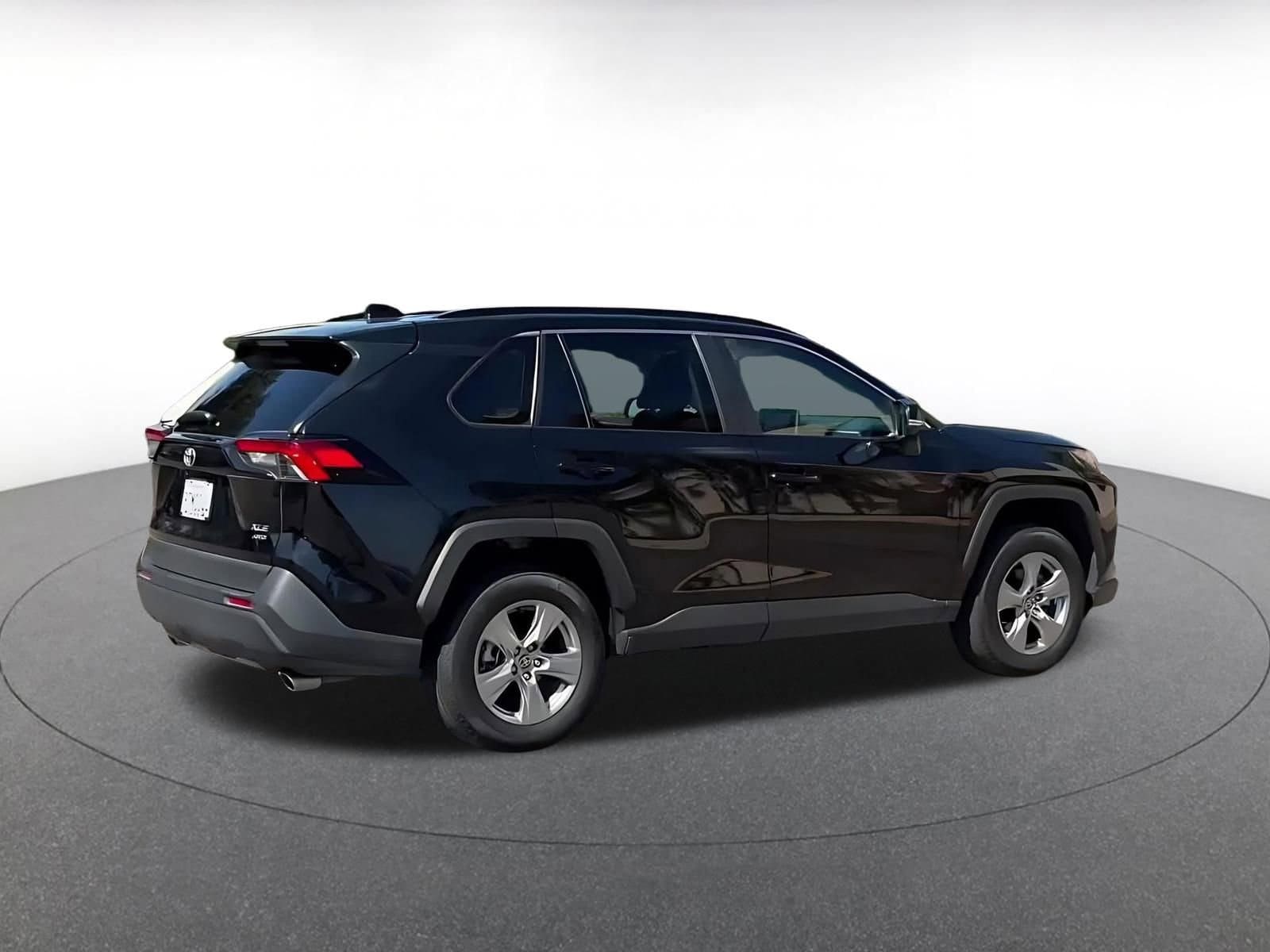 Thumbnail: 2025 Toyota RAV4 - 15