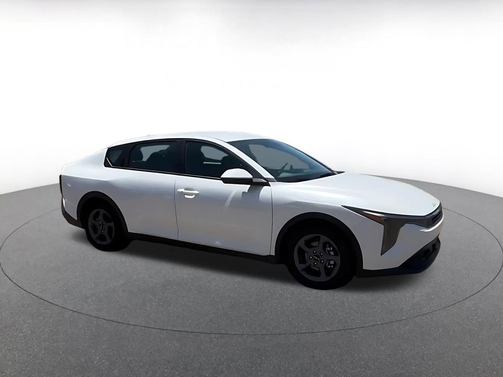 Thumbnail: 2025 Kia K4 - 2