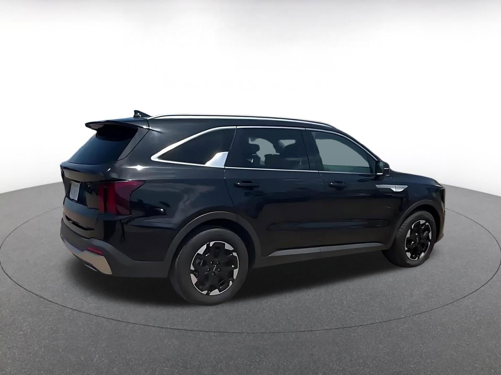 Thumbnail: 2024 Kia Sorento - 14