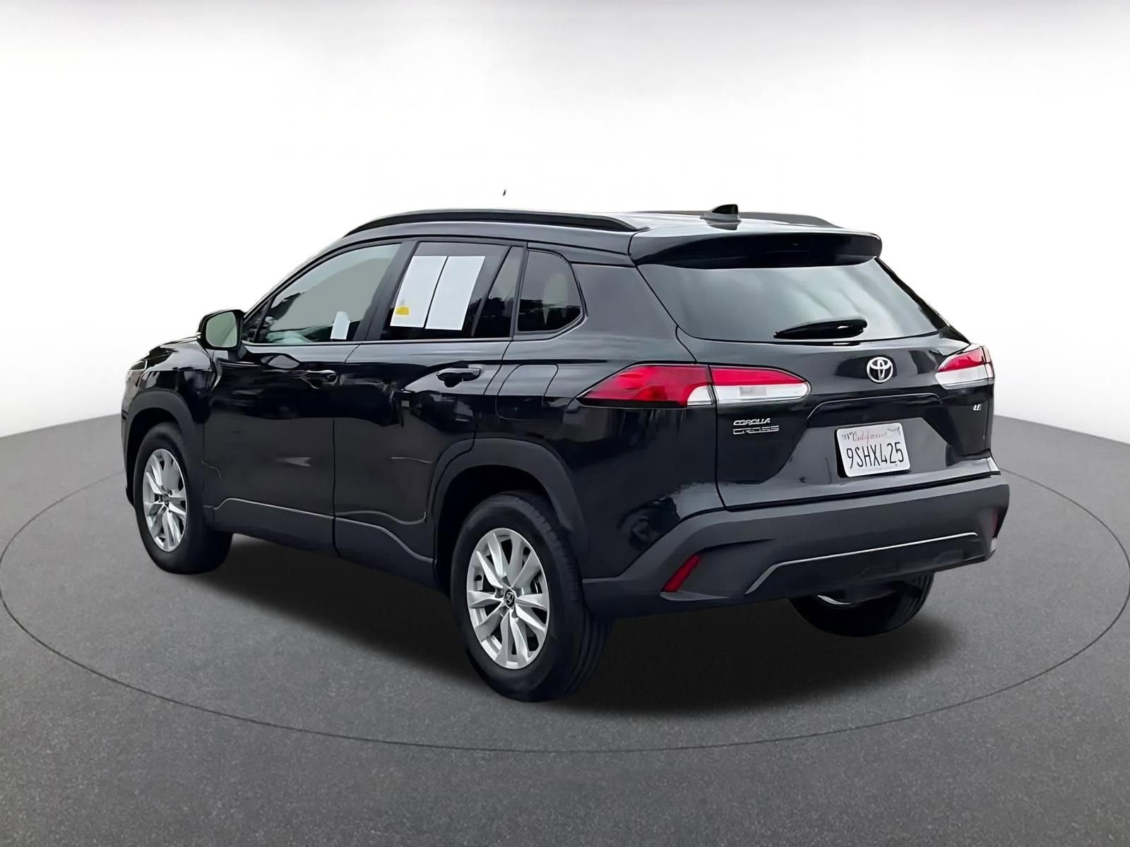 Thumbnail: 2025 Toyota Corolla Cross - 11