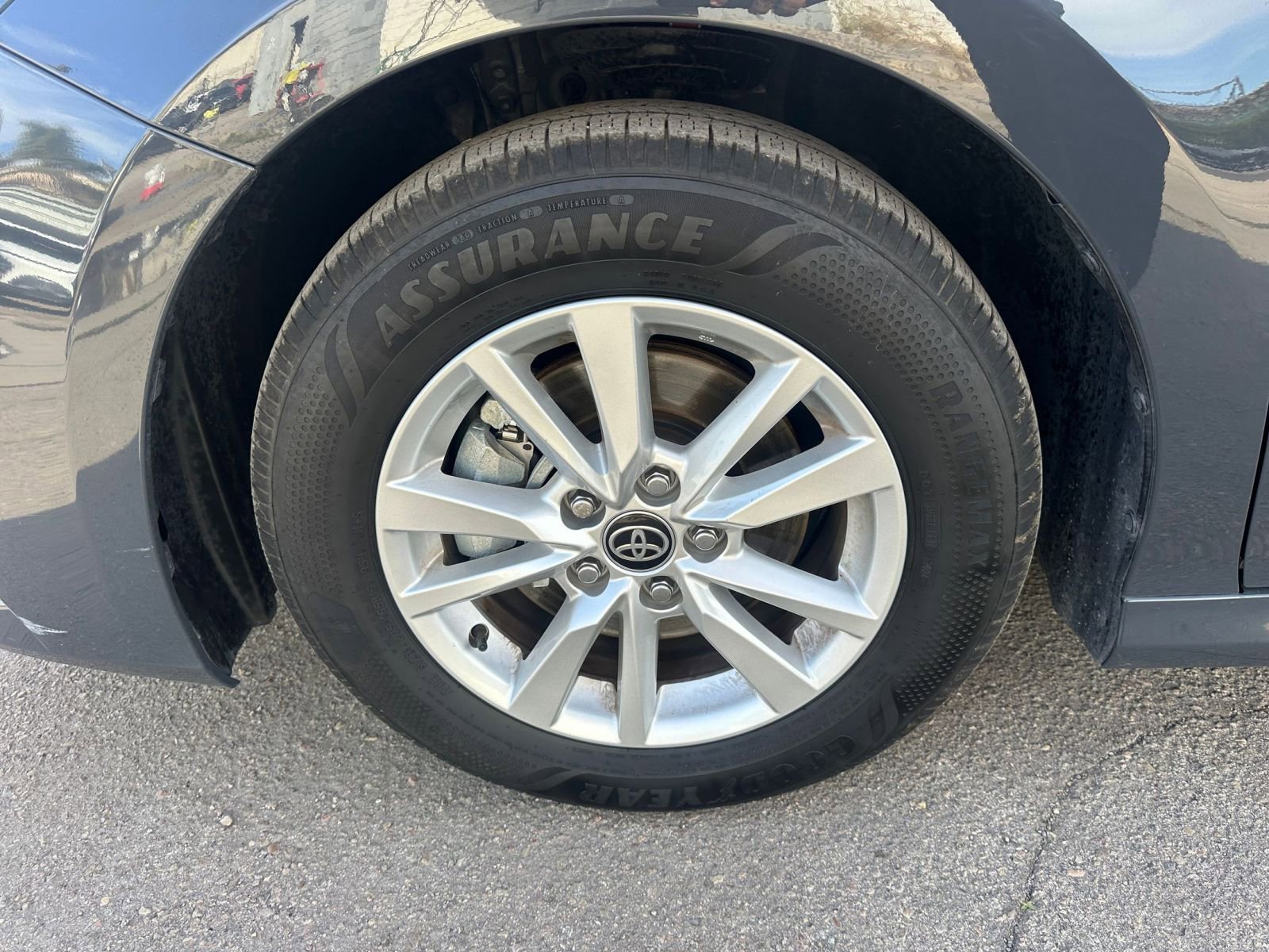 Thumbnail: 2025 Toyota Camry - 29