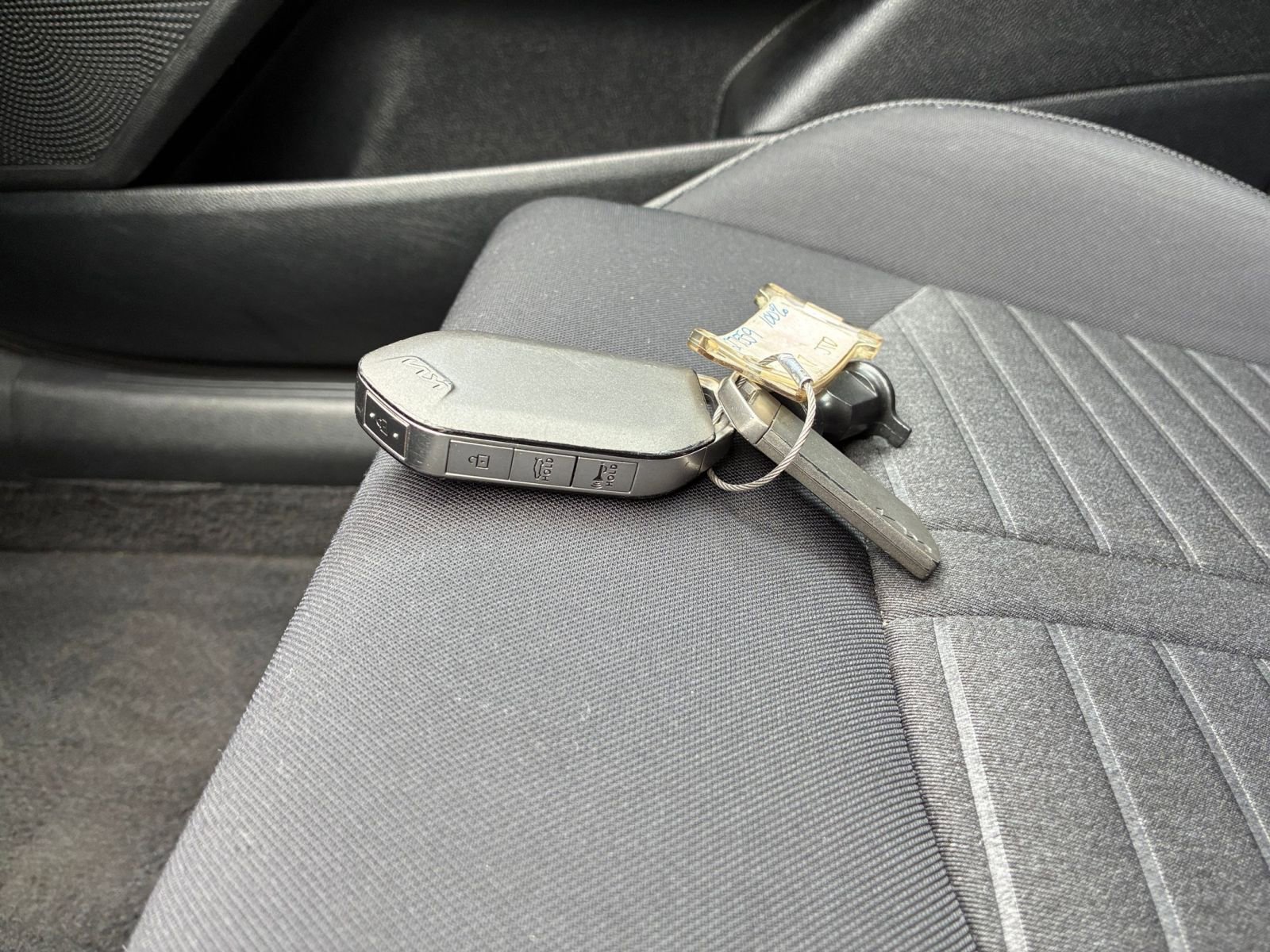 Thumbnail: 2025 Kia K5 - 21