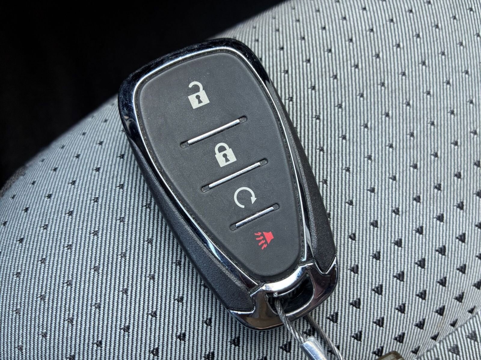 Thumbnail: 2025 Chevrolet Trax - 23