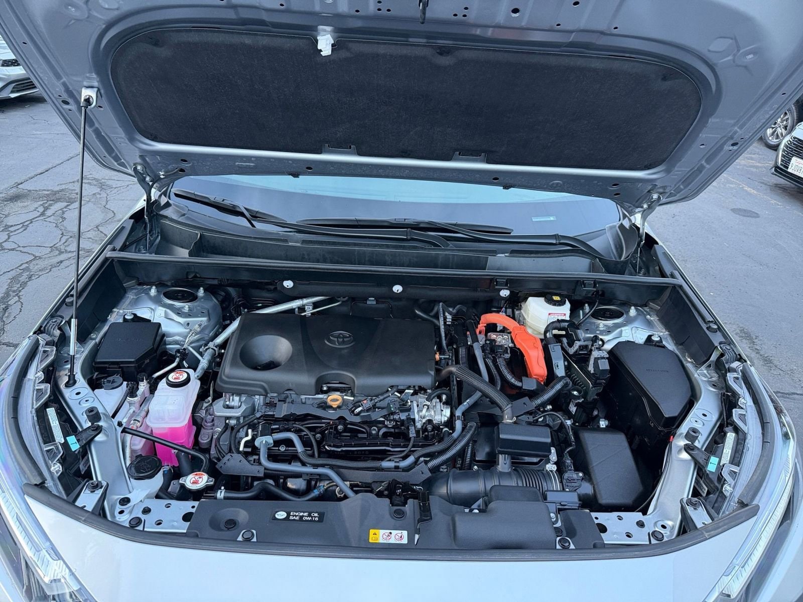 Thumbnail: 2025 Toyota RAV4 - 31