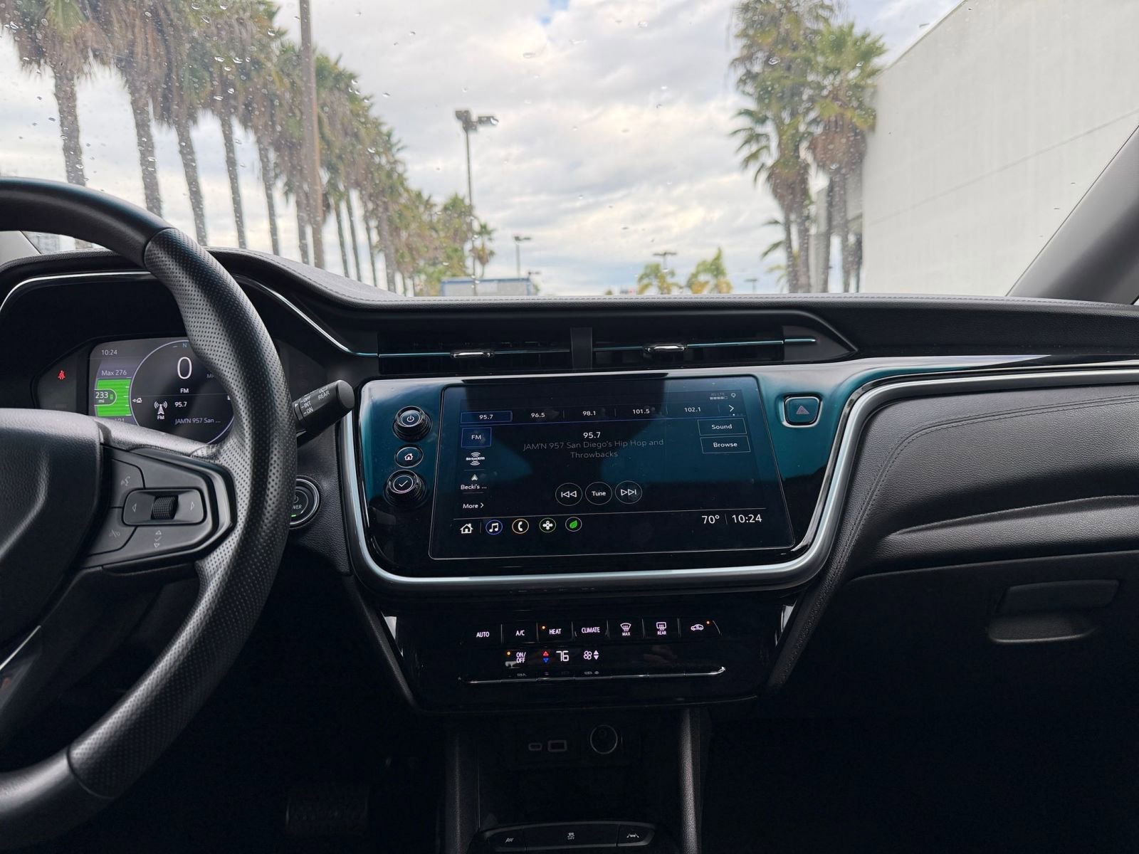 Thumbnail: 2023 Chevrolet Bolt EV - 21