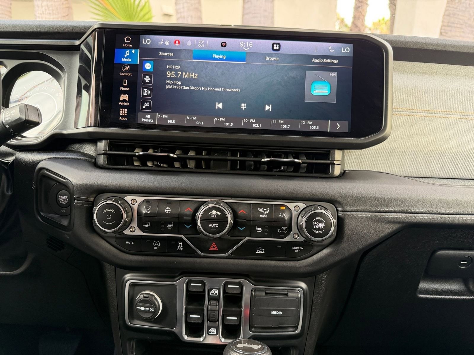 Thumbnail: 2025 Jeep Wrangler - 18