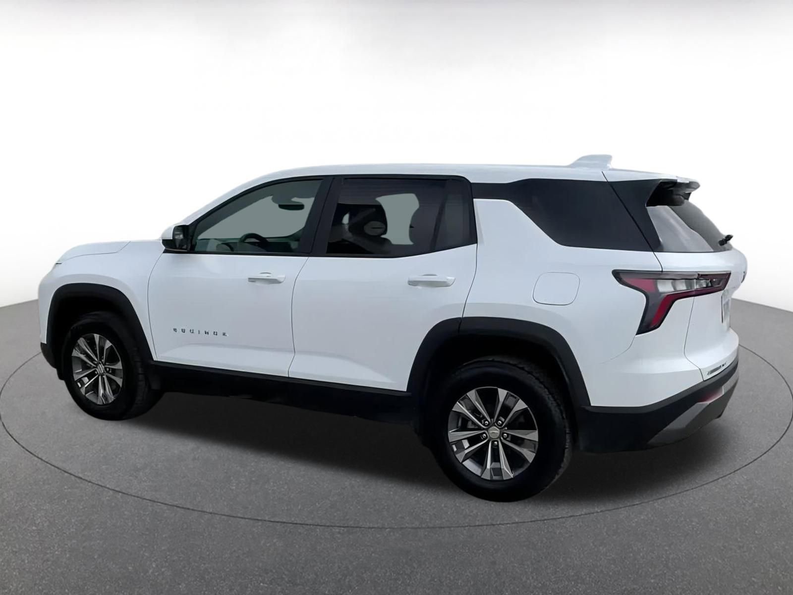 Thumbnail: 2025 Chevrolet Equinox - 11