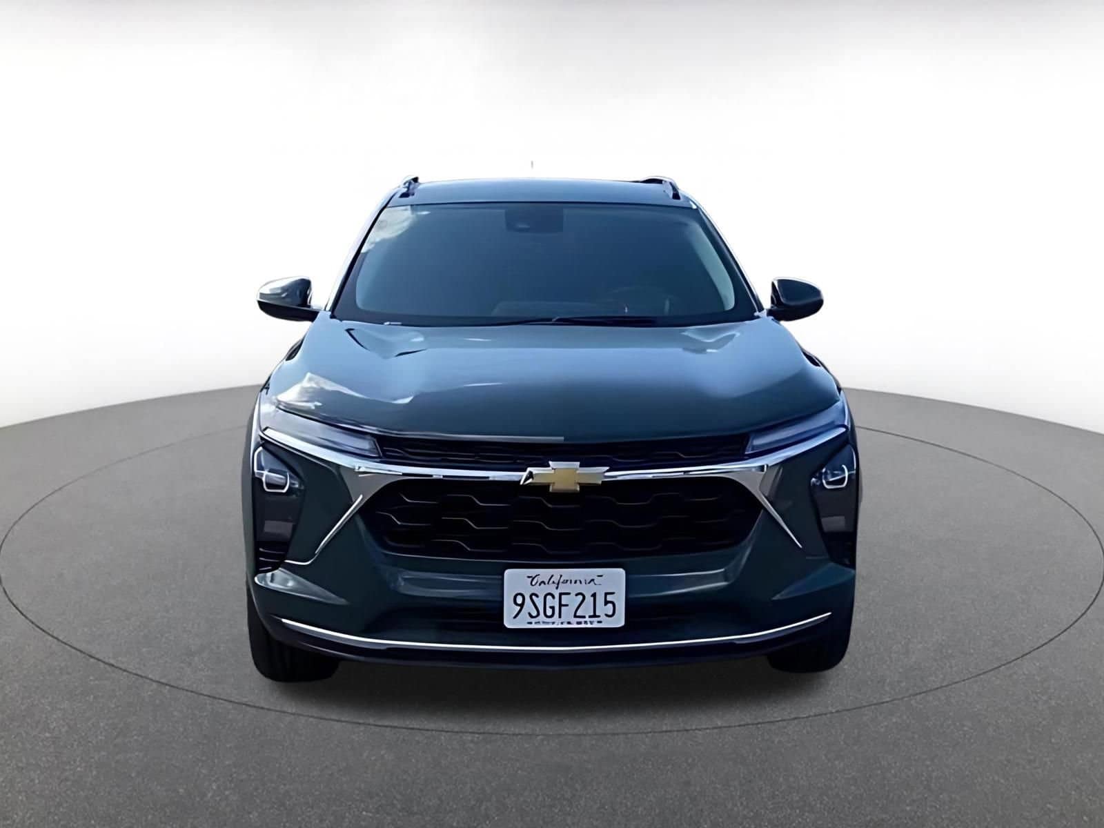 Thumbnail: 2025 Chevrolet Trax - 3
