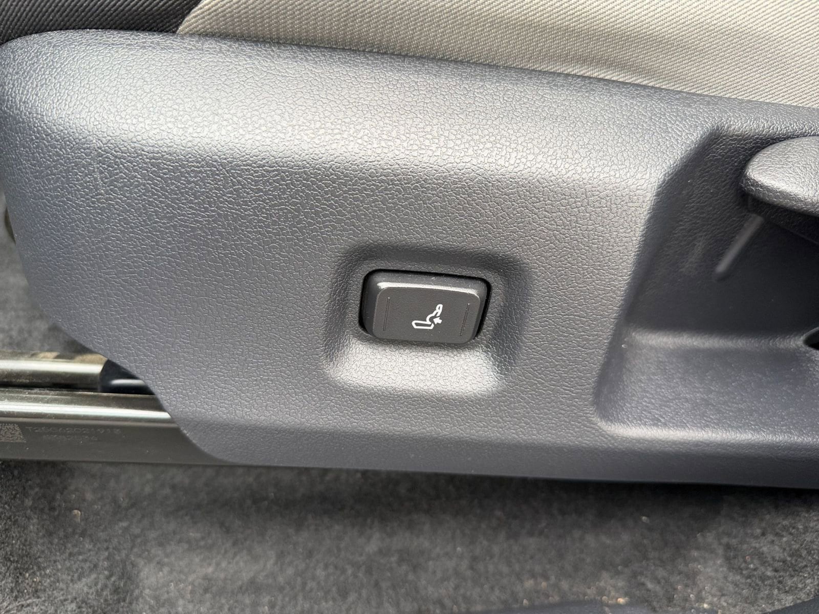 Thumbnail: 2025 Toyota Tacoma - 23