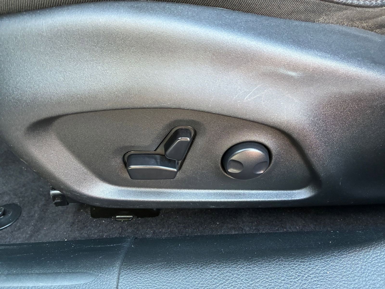 Thumbnail: 2025 Jeep Compass - 22