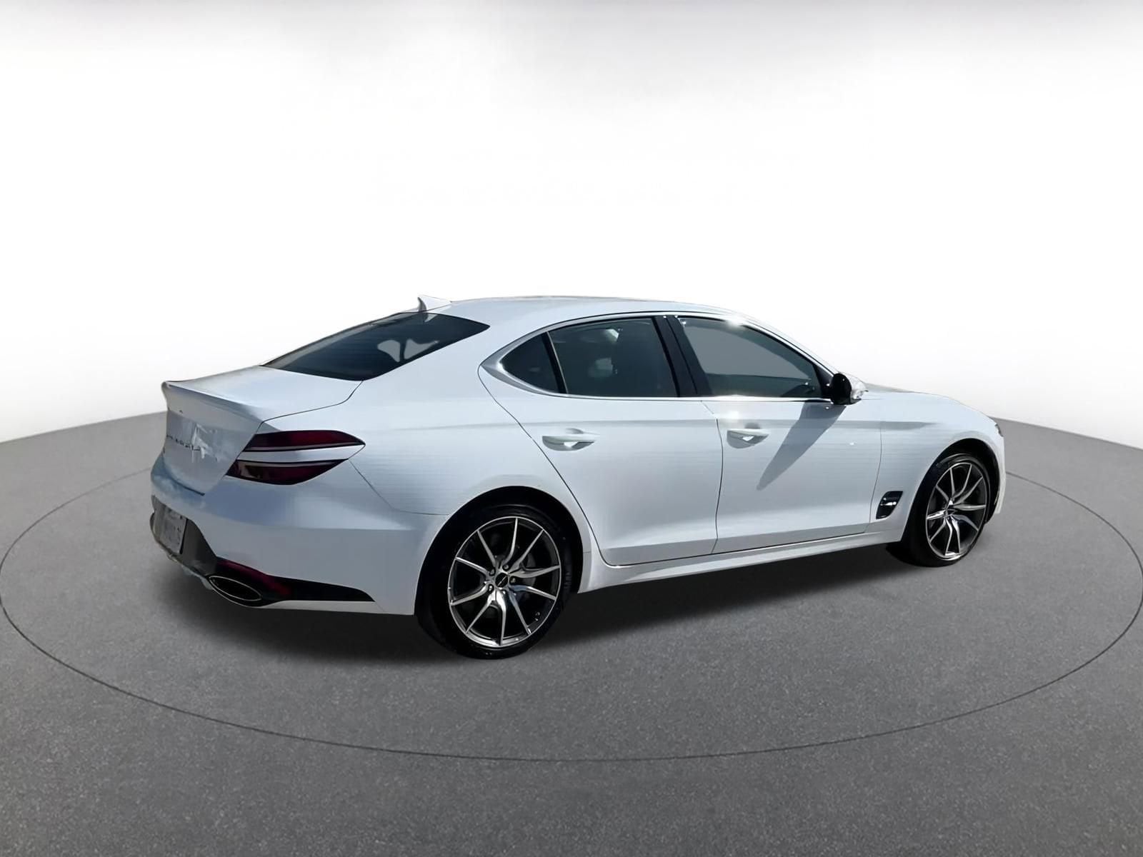 Thumbnail: 2025 Genesis G70 - 7