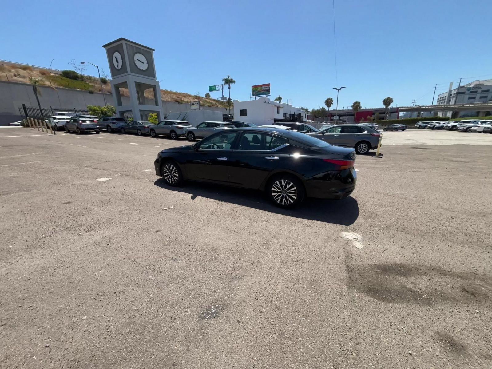 Thumbnail: 2025 Nissan Altima - 16