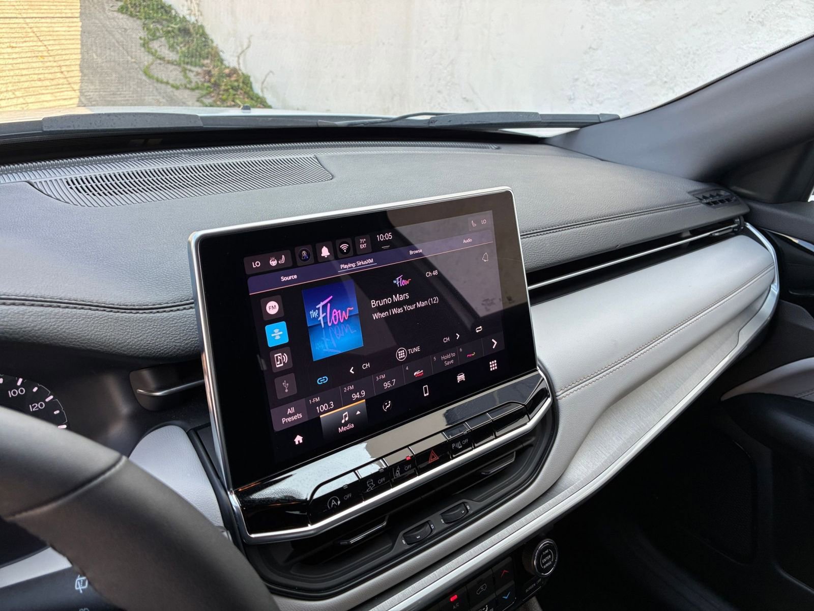 Thumbnail: 2025 Jeep Compass - 20