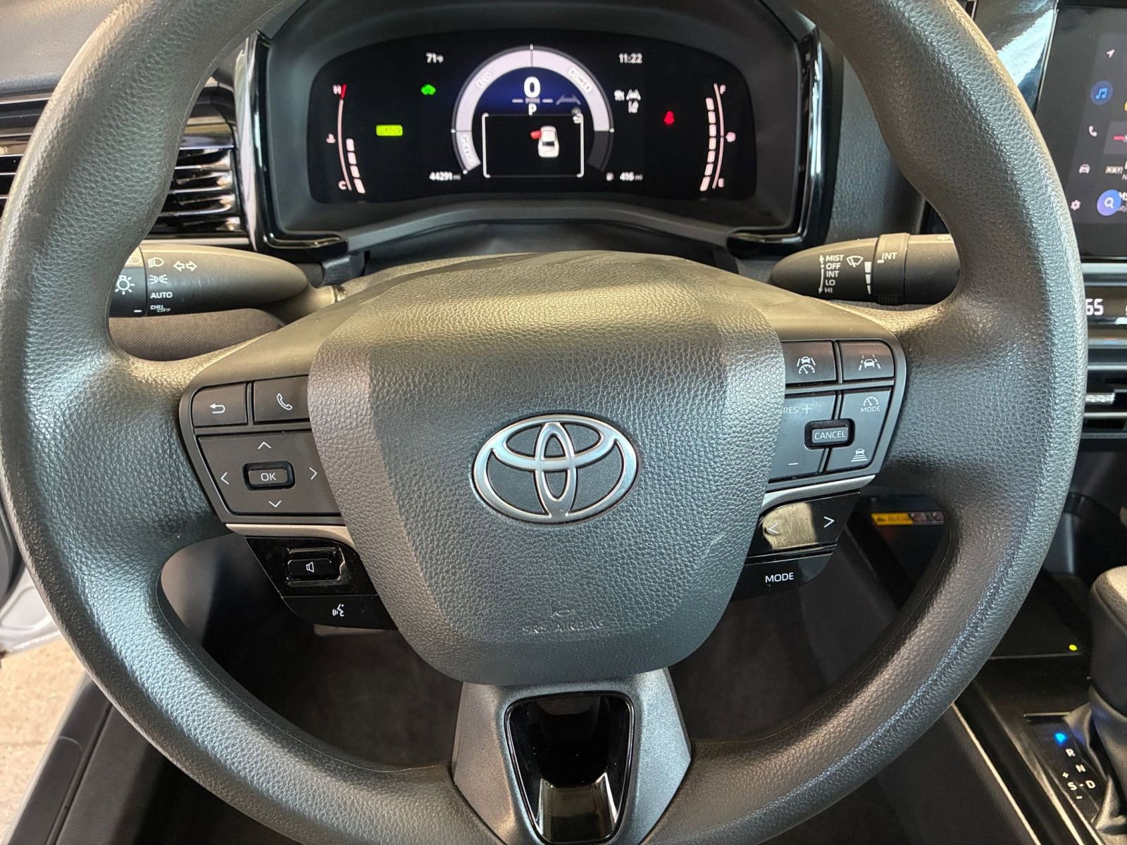 Thumbnail: 2025 Toyota Camry - 27