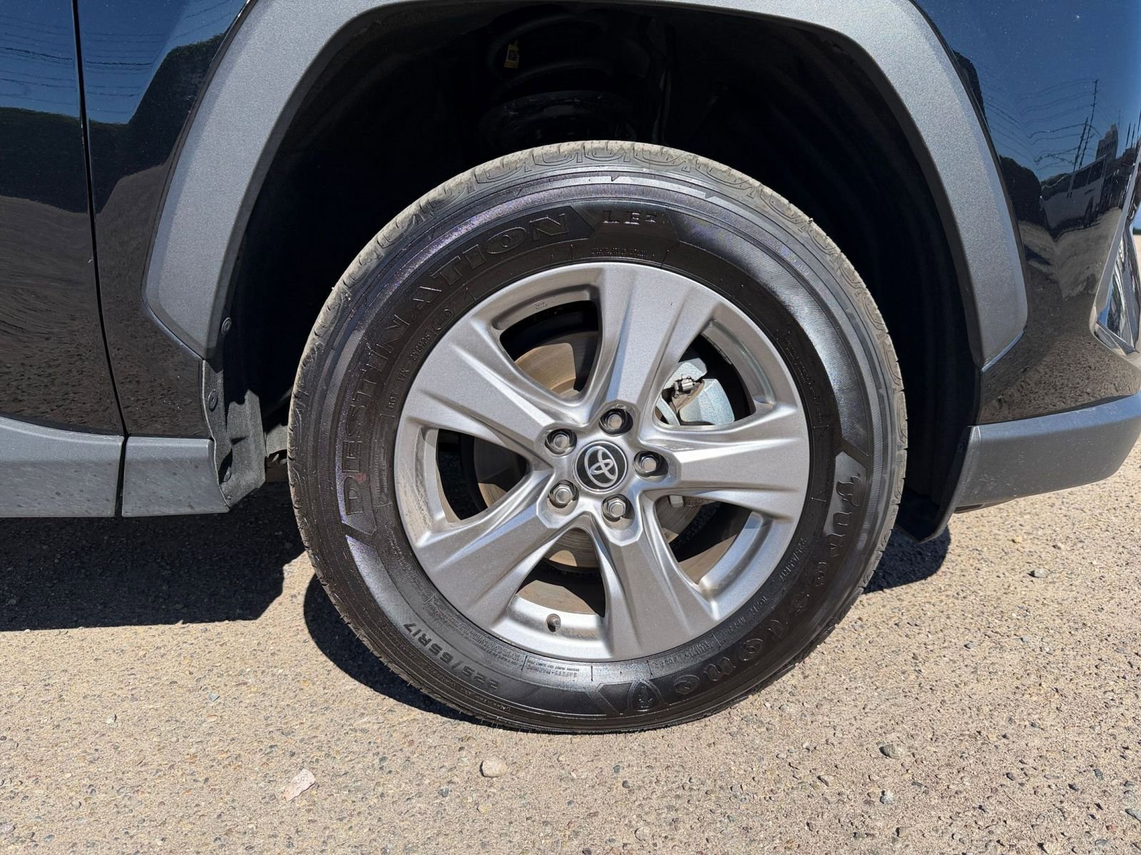 Thumbnail: 2025 Toyota RAV4 - 30