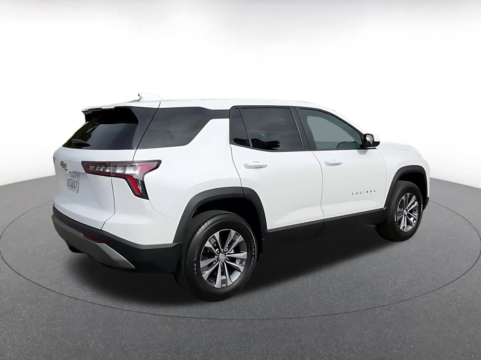 Thumbnail: 2025 Chevrolet Equinox - 15