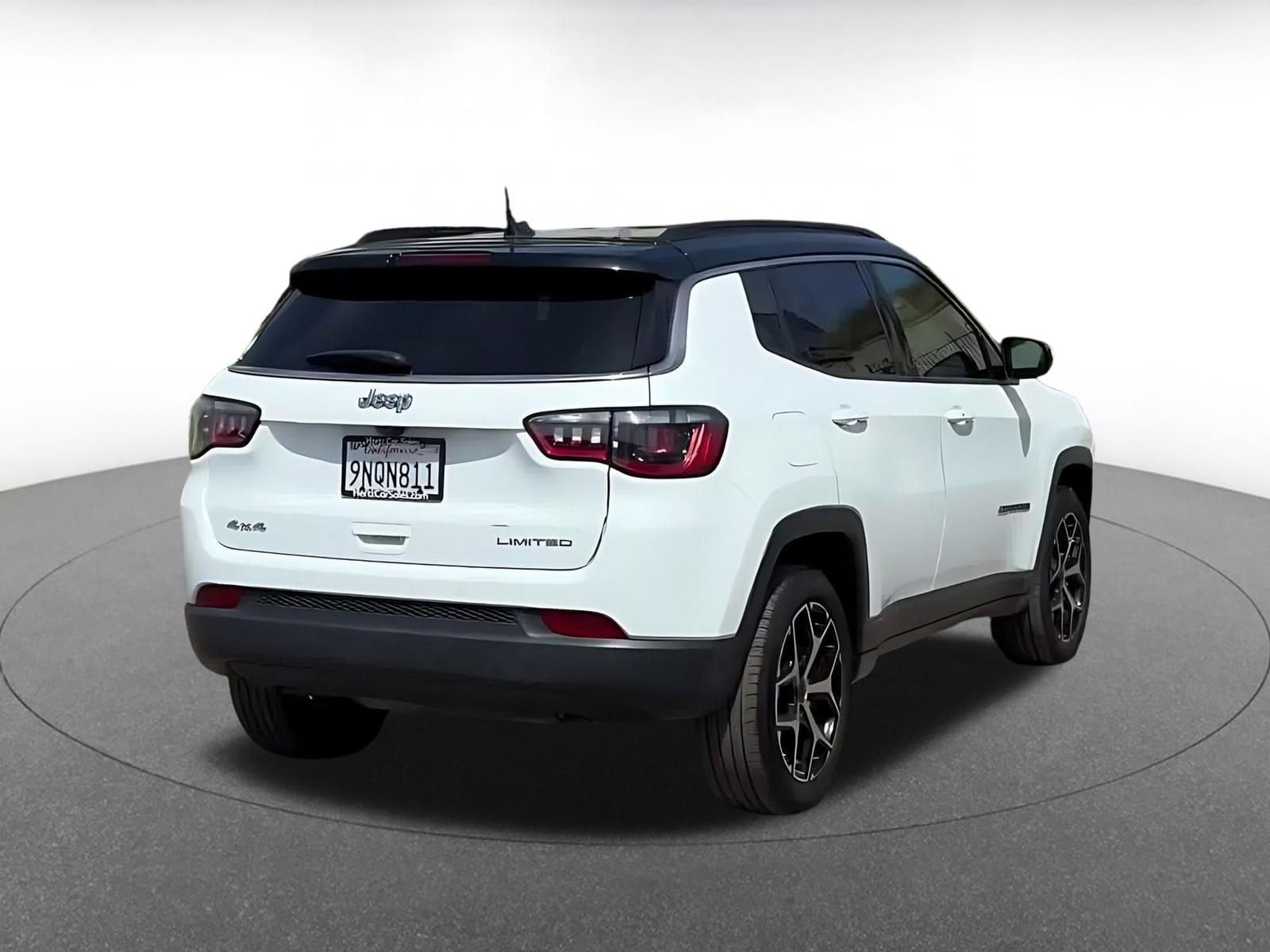 Thumbnail: 2025 Jeep Compass - 14