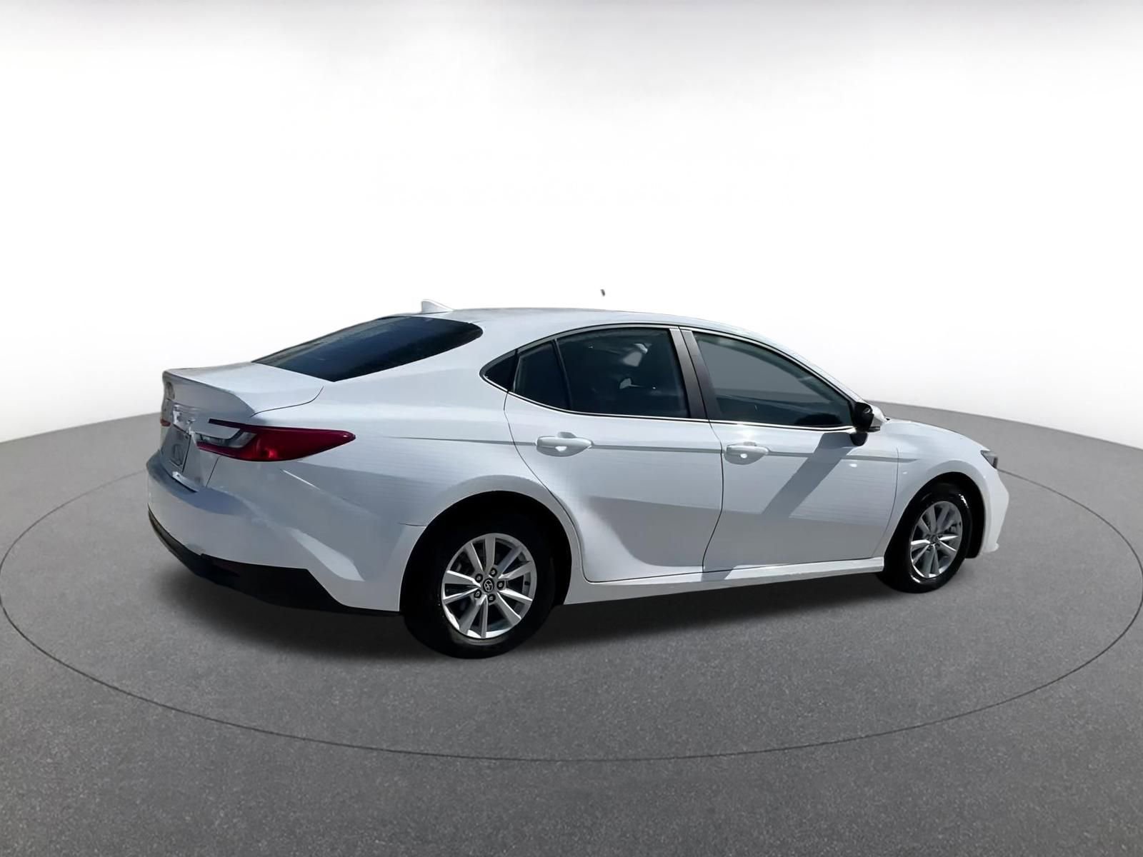 Thumbnail: 2025 Toyota Camry - 15