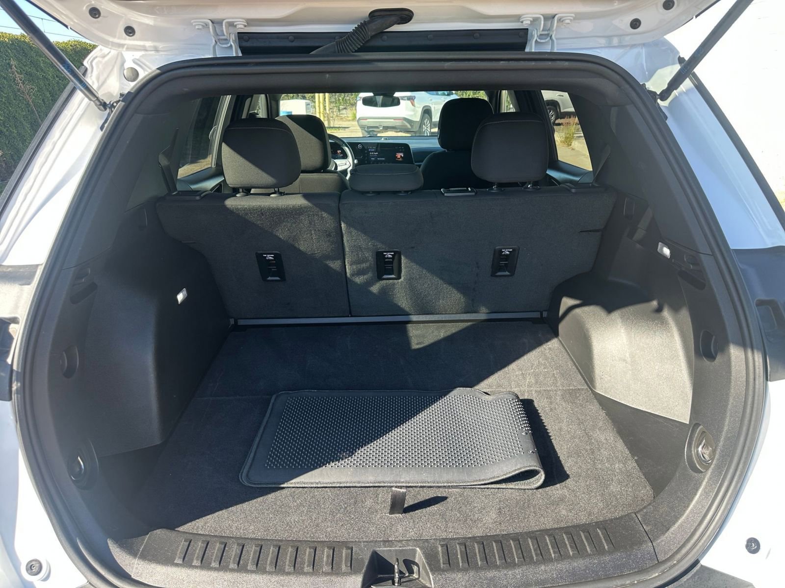 Thumbnail: 2025 Chevrolet Equinox - 30