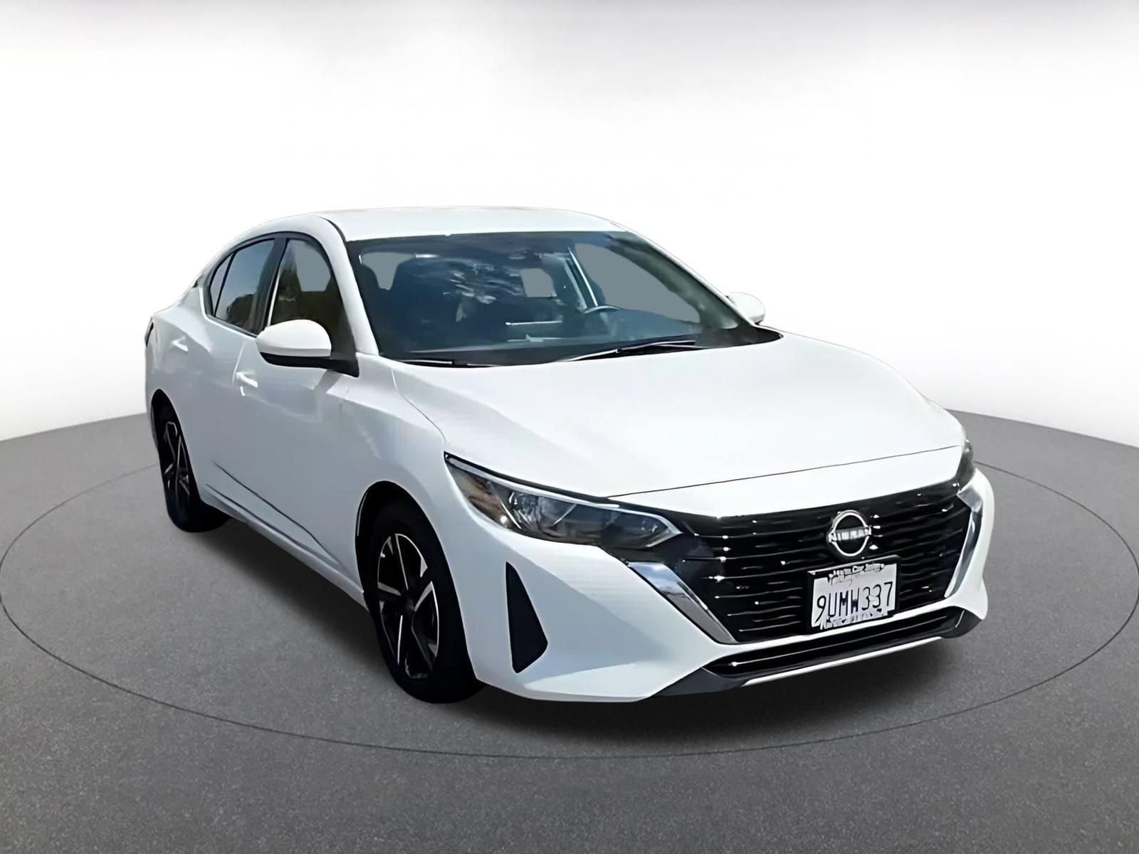 Thumbnail: 2025 Nissan Sentra - 3