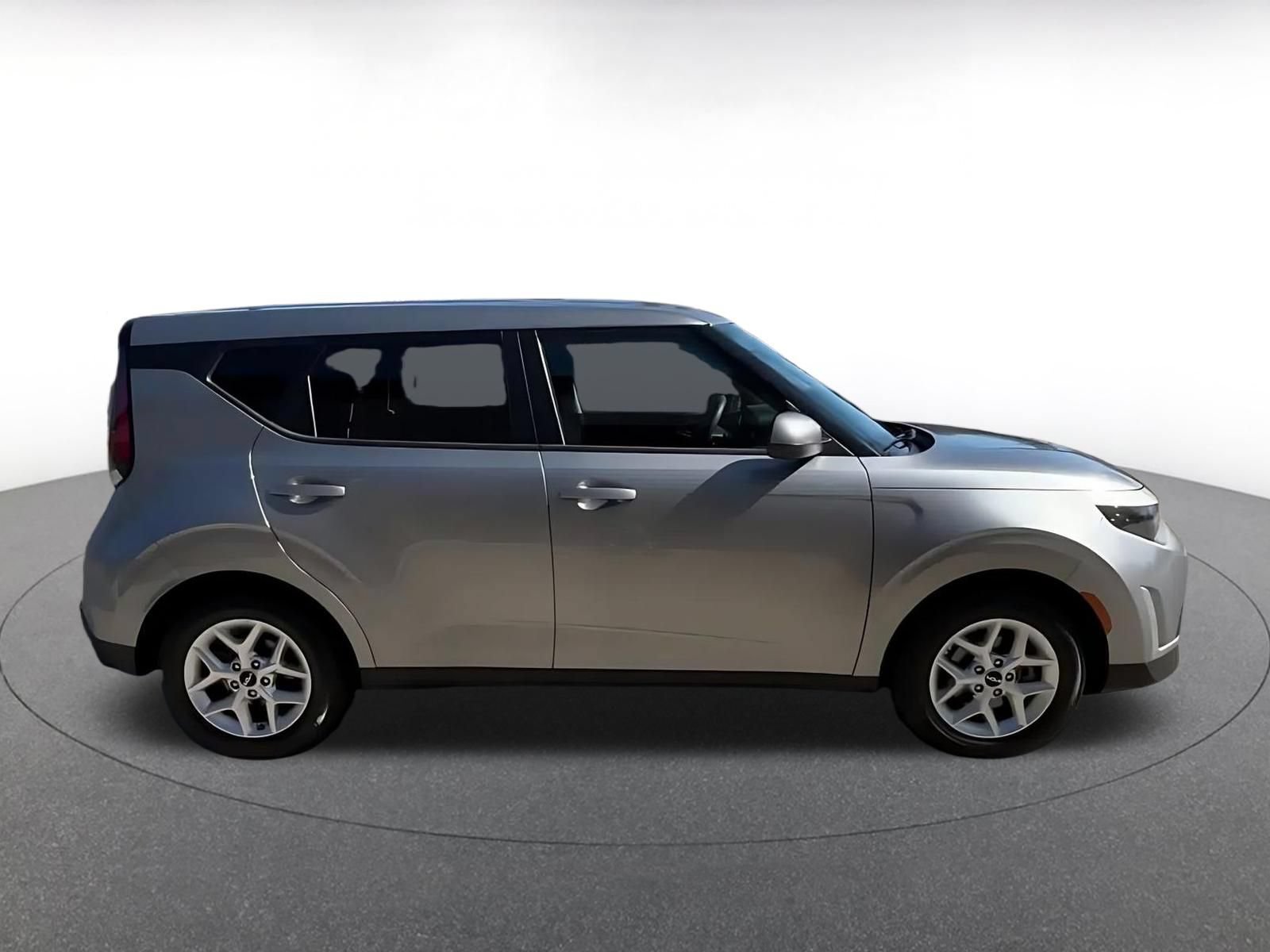 Thumbnail: 2025 Kia Soul - 16