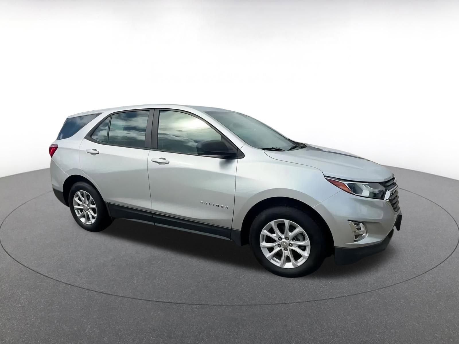 Thumbnail: 2020 Chevrolet Equinox - 2