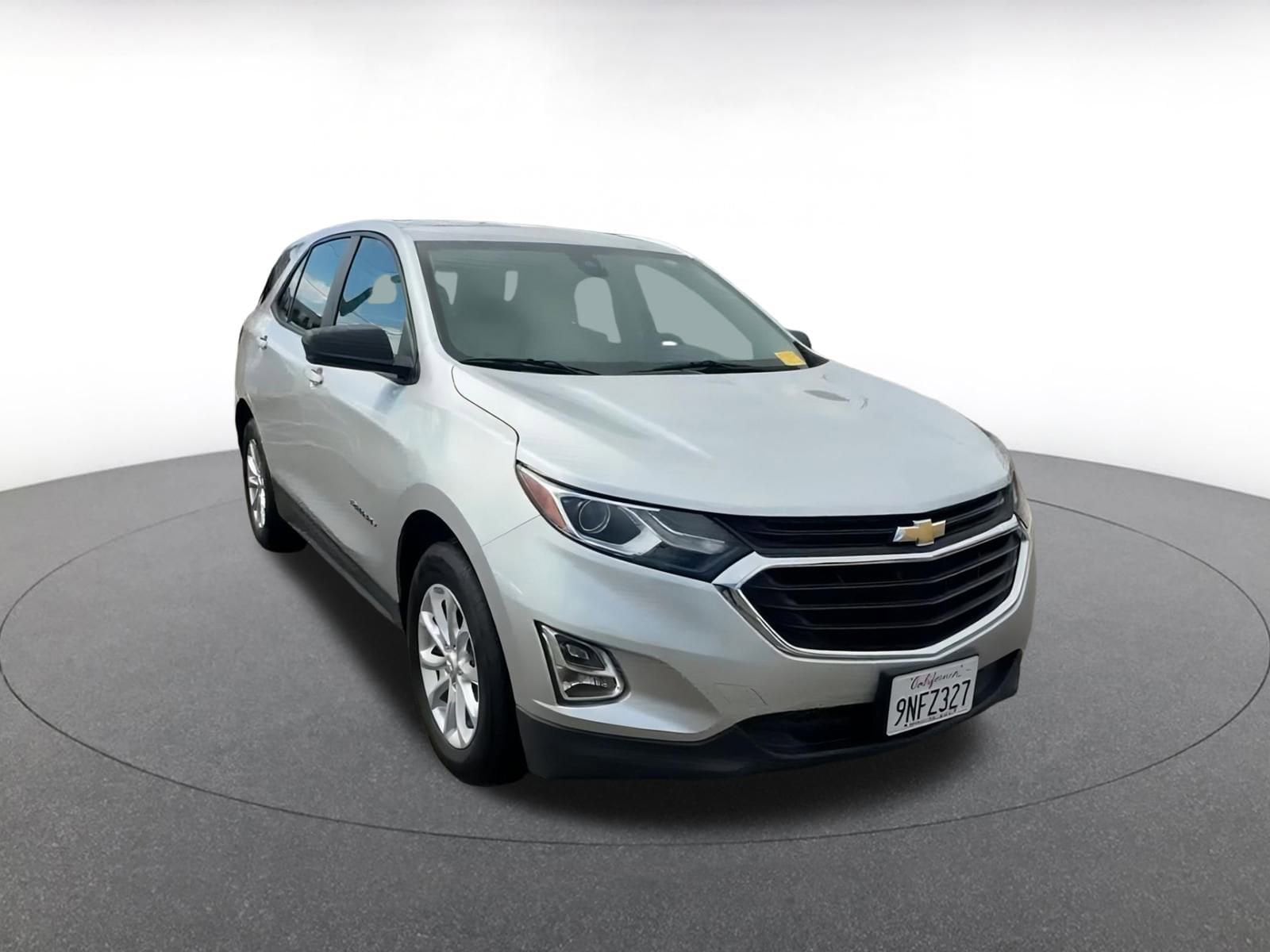 Thumbnail: 2020 Chevrolet Equinox - 3