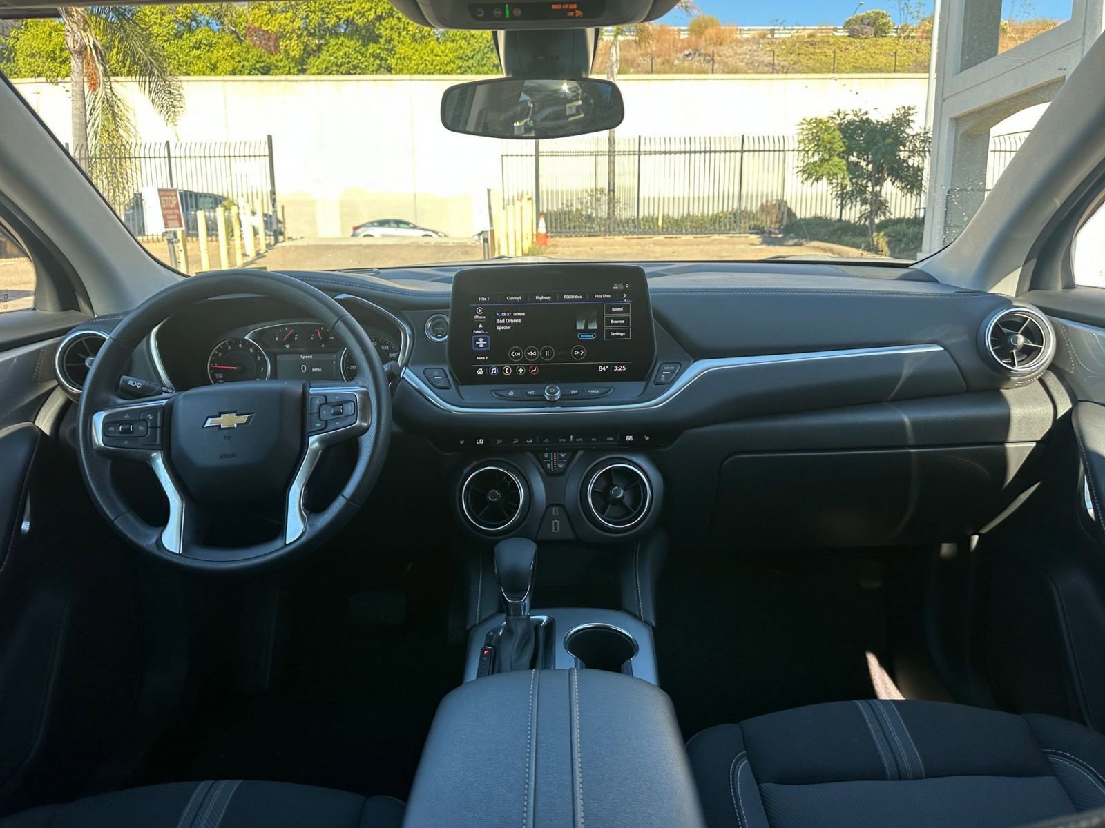 Thumbnail: 2025 Chevrolet Blazer - 33