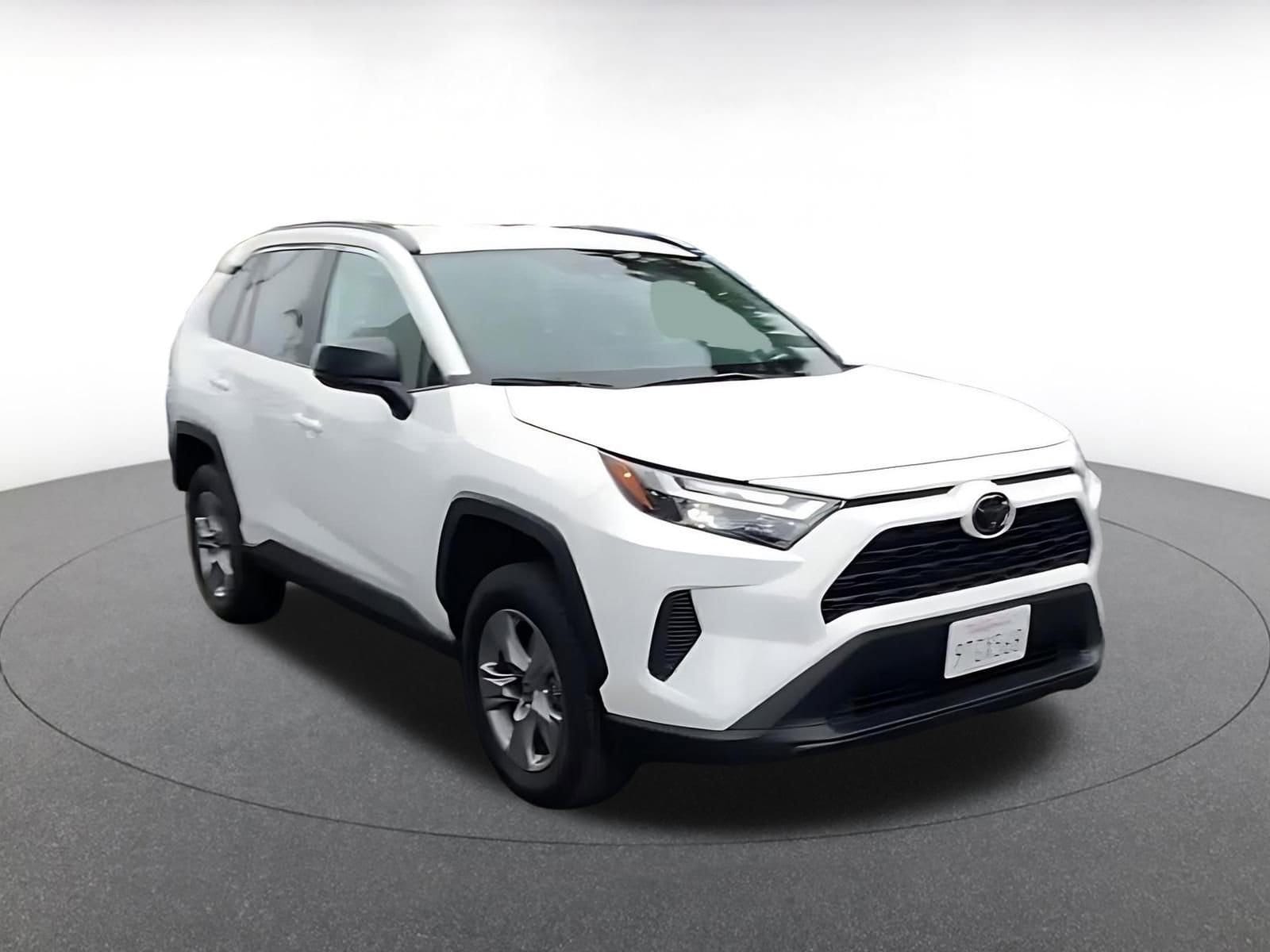 Thumbnail: 2025 Toyota RAV4 - 3