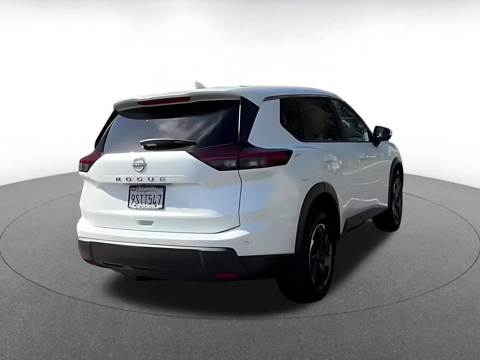 Thumbnail: 2025 Nissan Rogue - 15