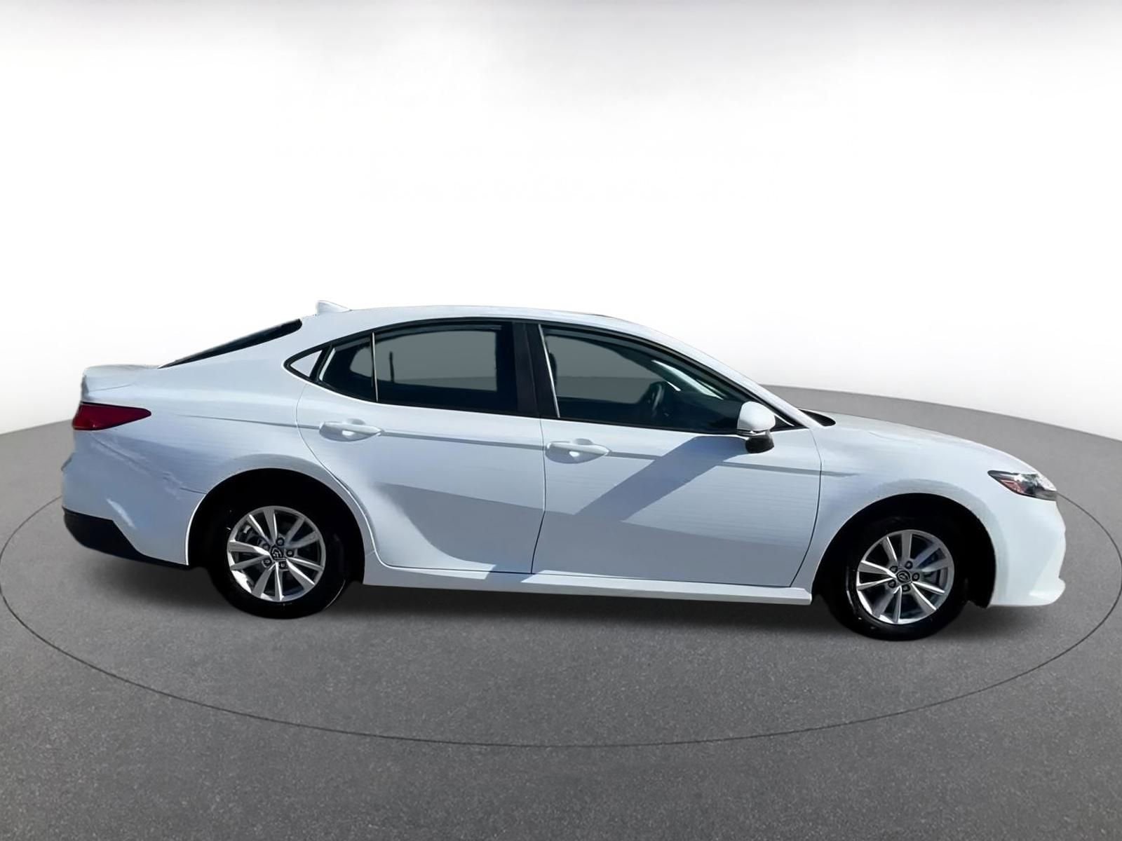 Thumbnail: 2025 Toyota Camry - 16