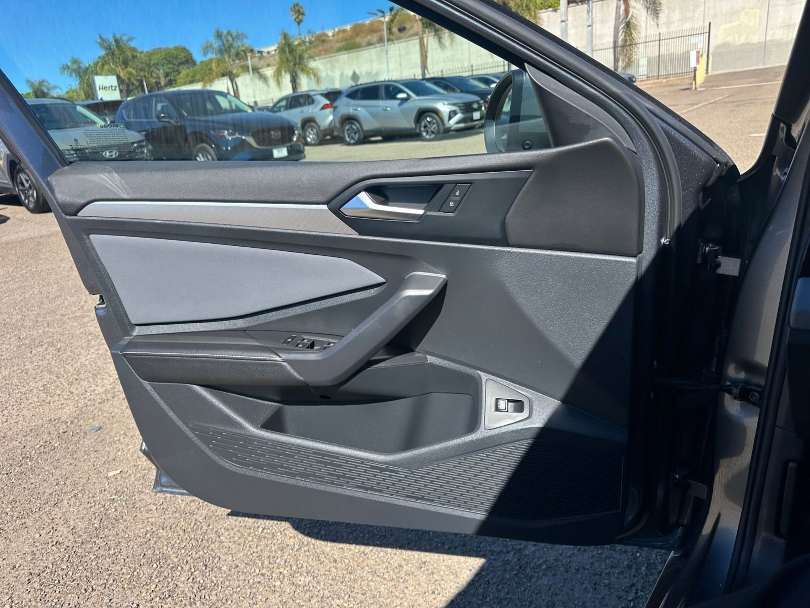 Thumbnail: 2025 Volkswagen Jetta - 20