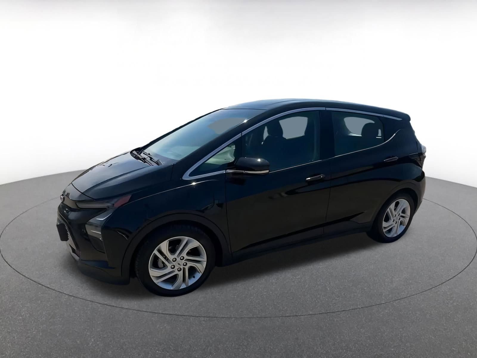 Thumbnail: 2023 Chevrolet Bolt EV - 8