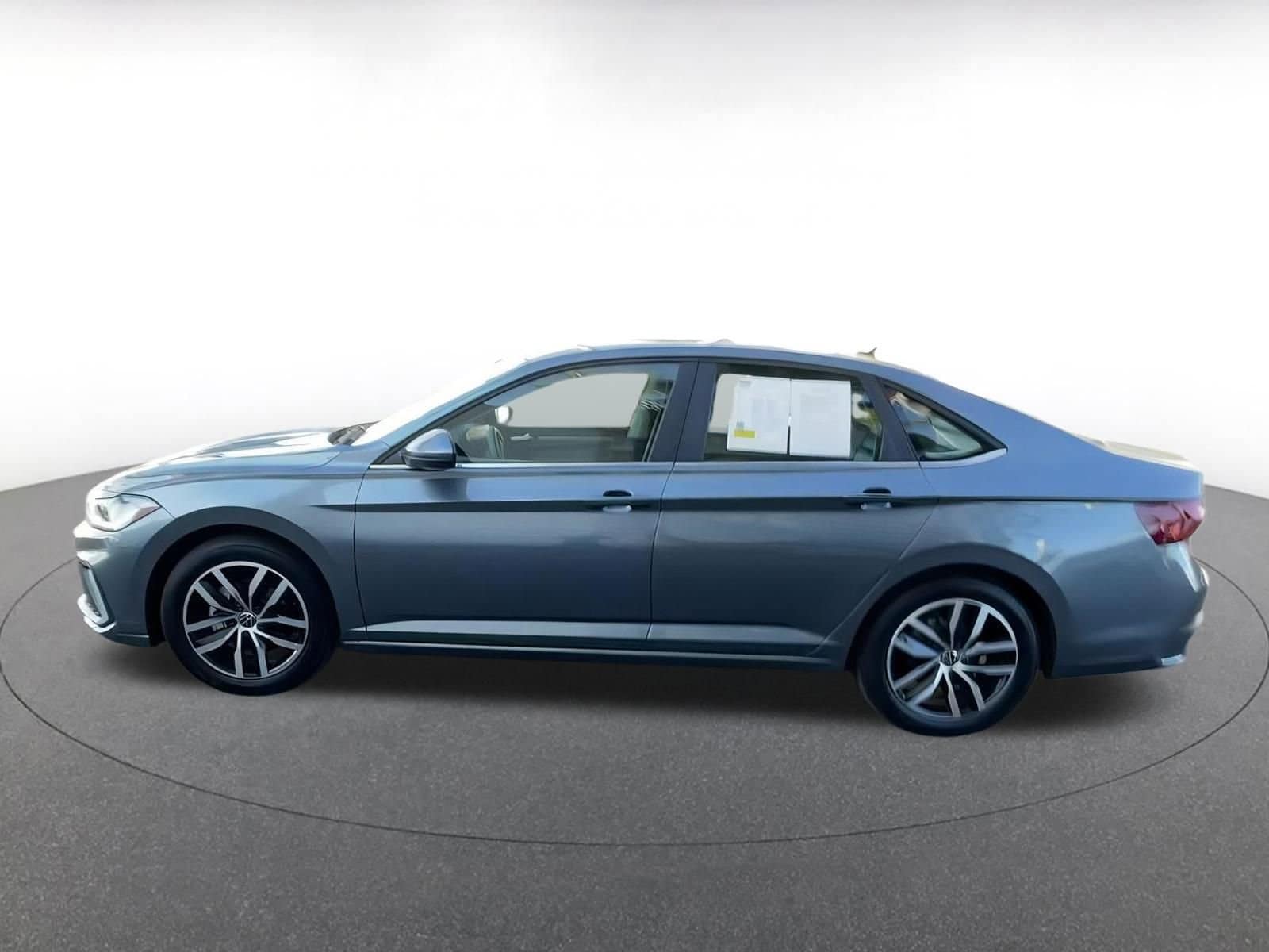 Thumbnail: 2025 Volkswagen Jetta - 8