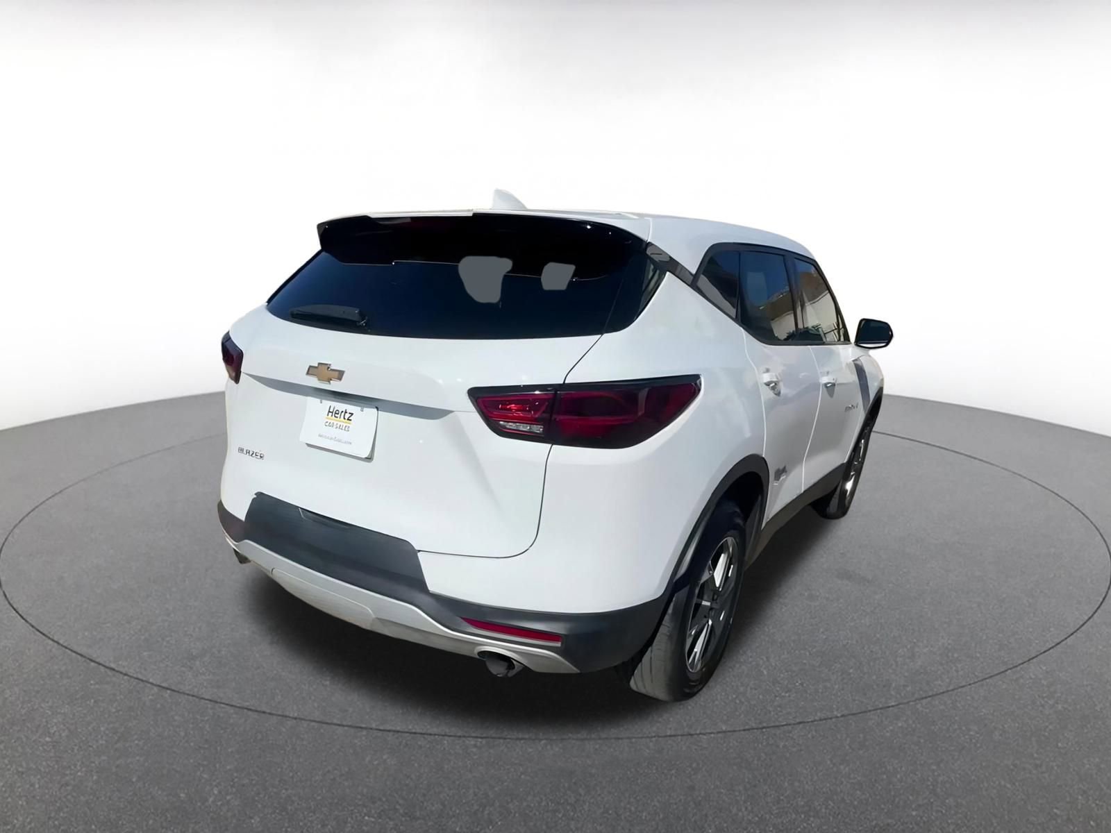 Thumbnail: 2025 Chevrolet Blazer - 15