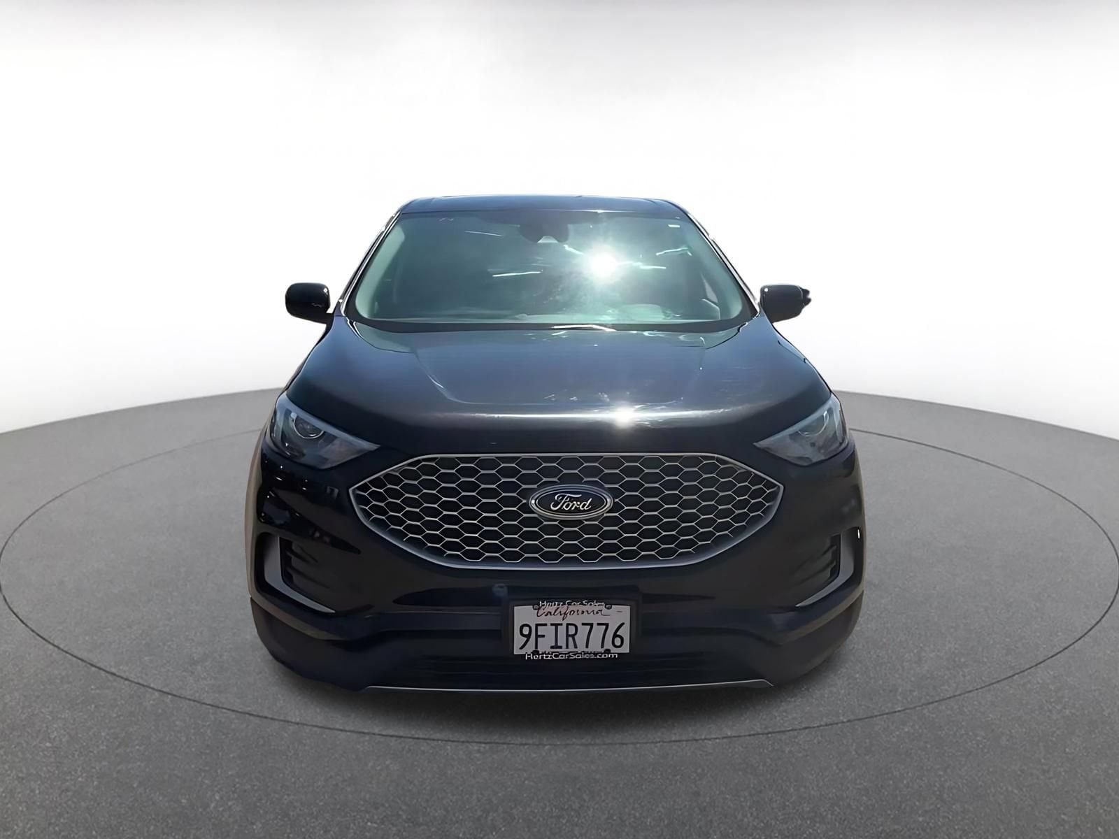Thumbnail: 2023 Ford Edge - 4