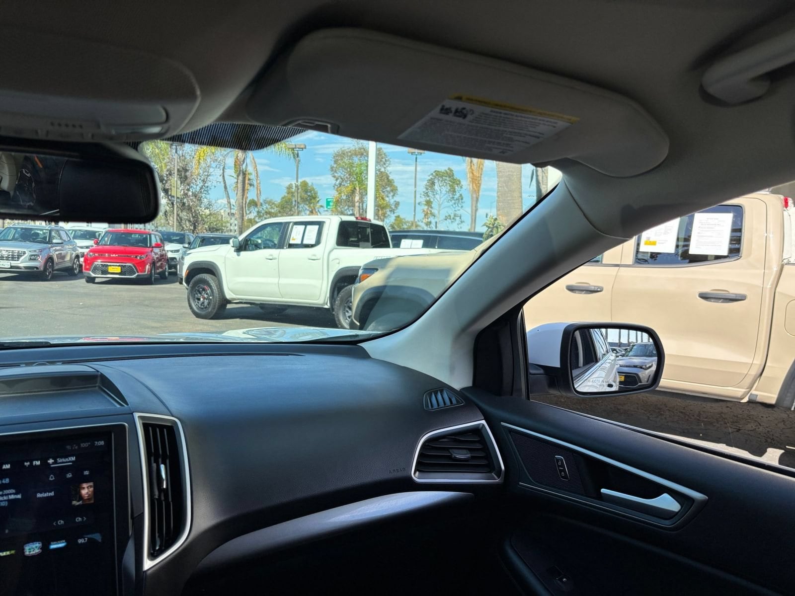Thumbnail: 2024 Ford Edge - 31