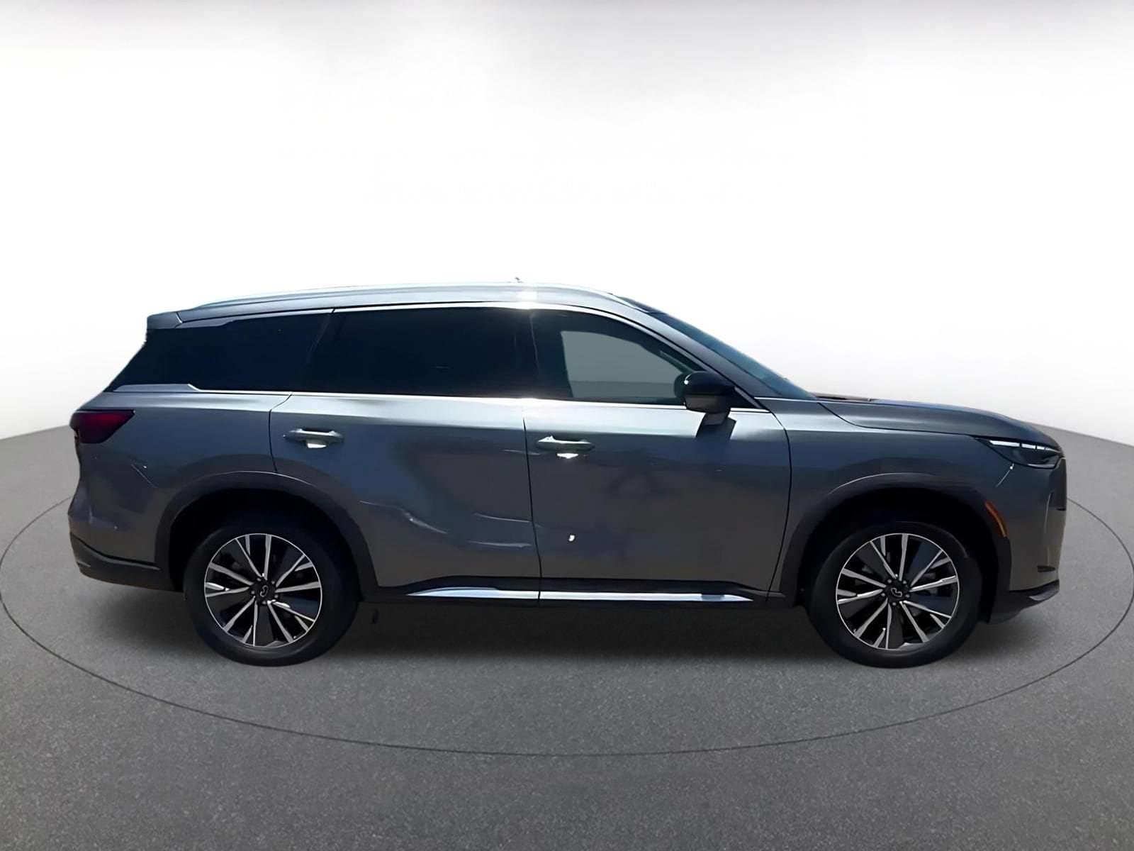 Thumbnail: 2026 INFINITI QX60 - 16